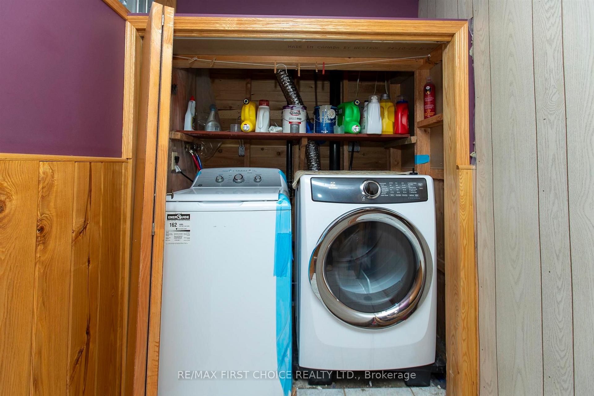 Photo 33 of 302 Glasgow Place, Thunder Bay, County Park — HOMEH
