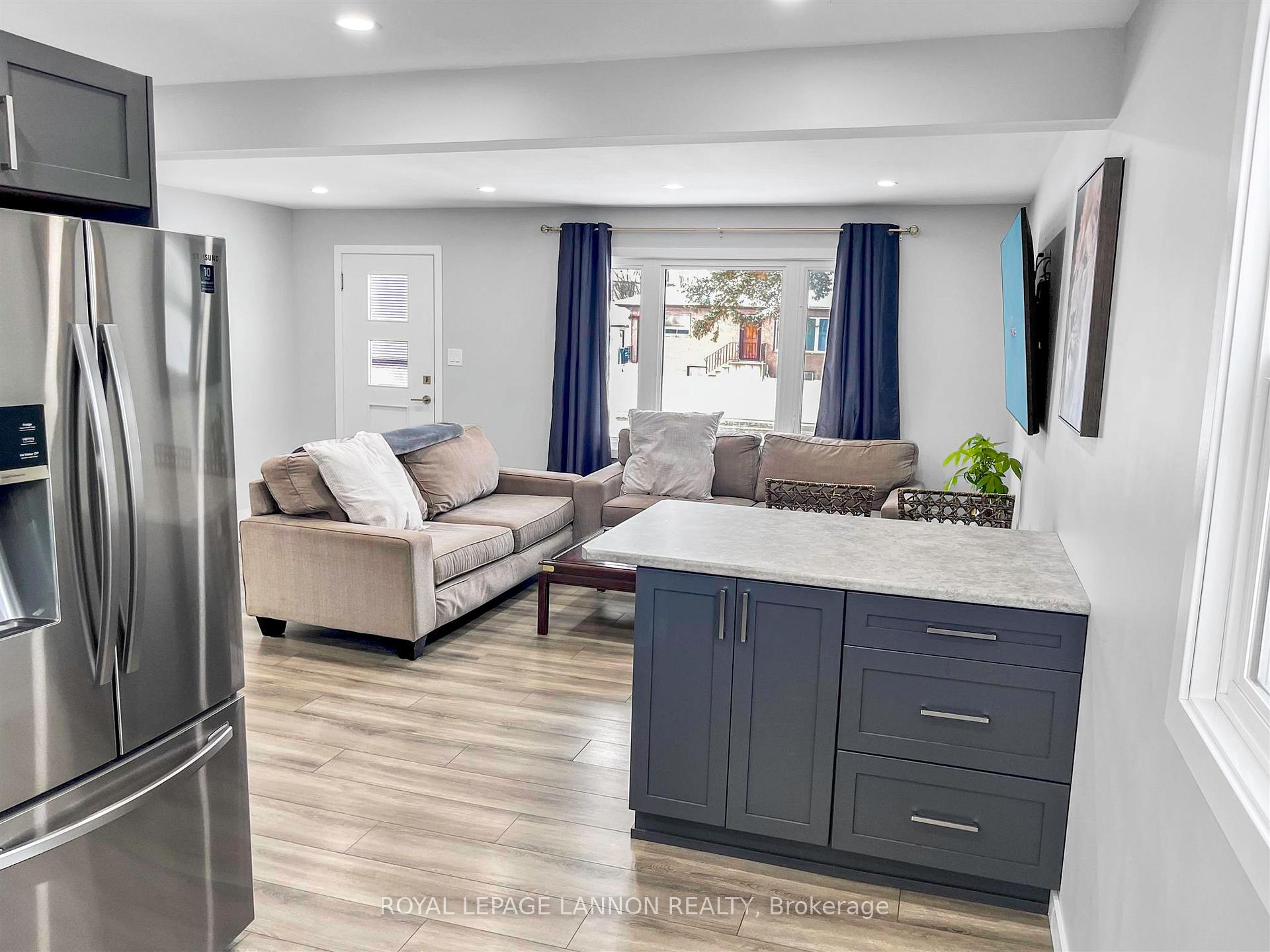 Photo 5 of 285 Algonquin Avenue S, Thunder Bay, West End — HOMEH