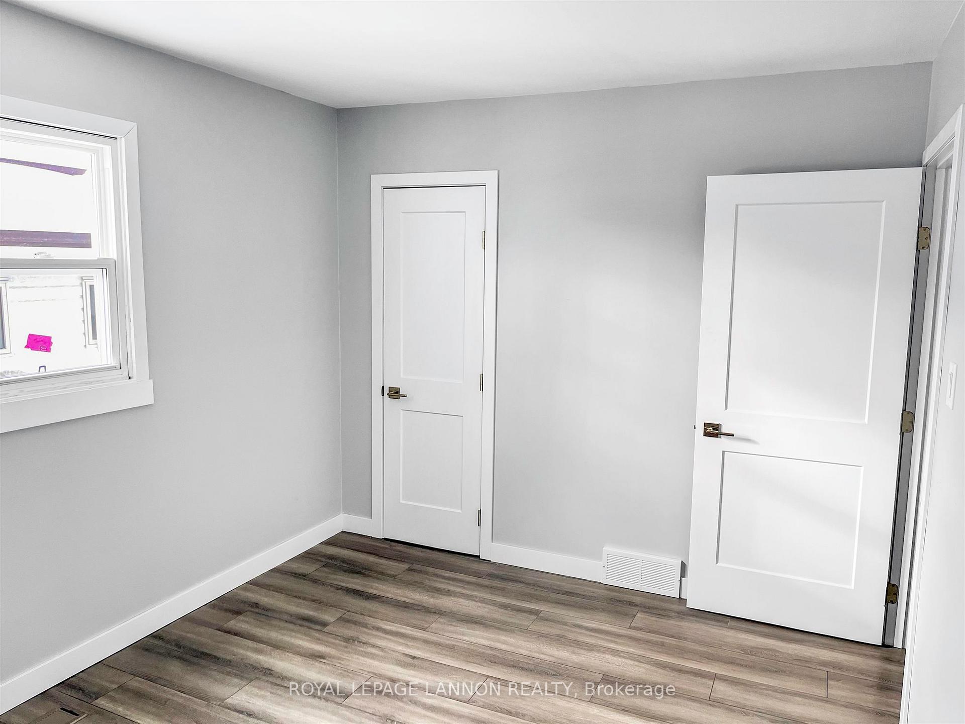 Photo 7 of 285 Algonquin Avenue S, Thunder Bay, West End — HOMEH