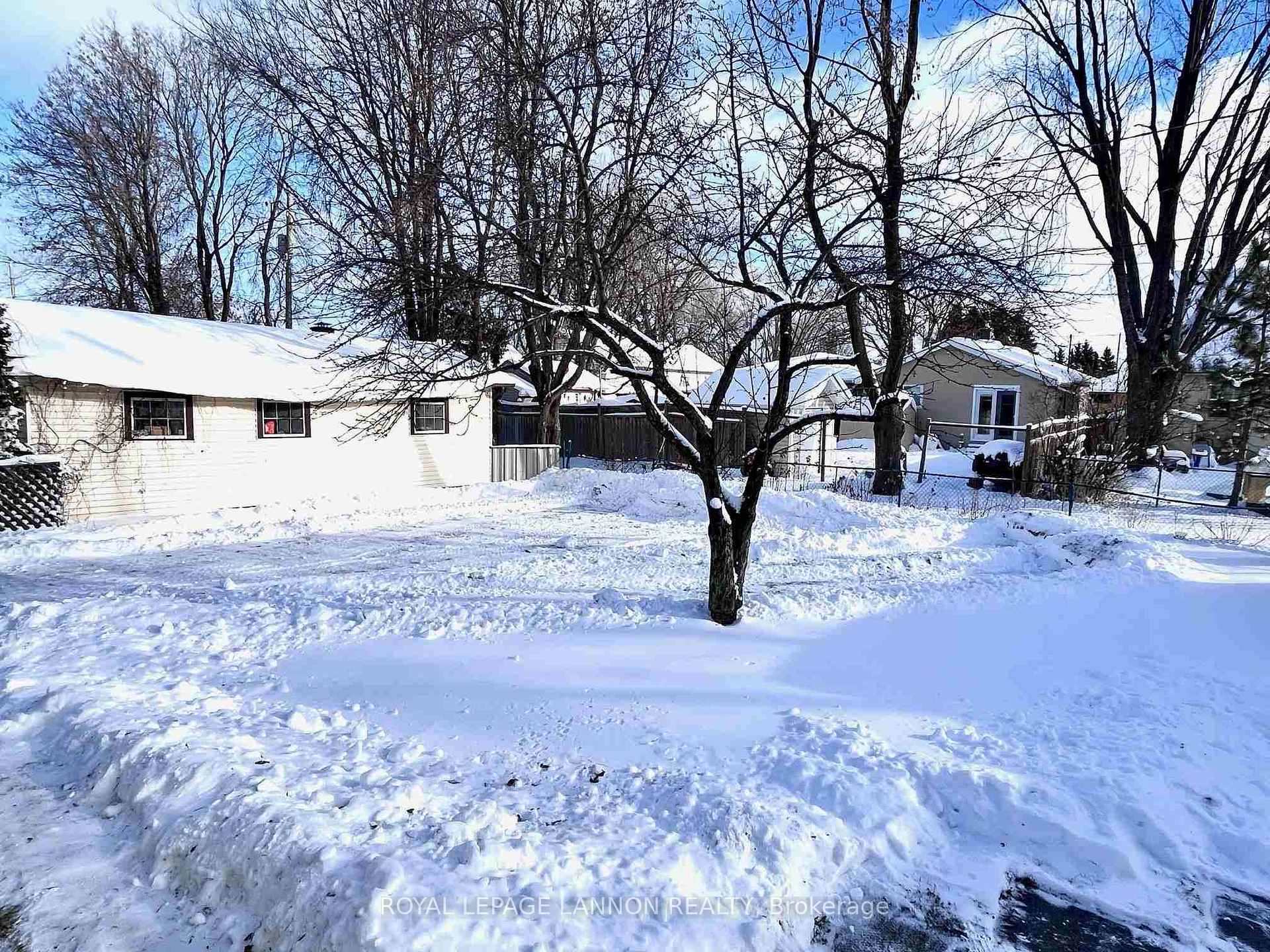 Photo 18 of 285 Algonquin Avenue S, Thunder Bay, West End — HOMEH