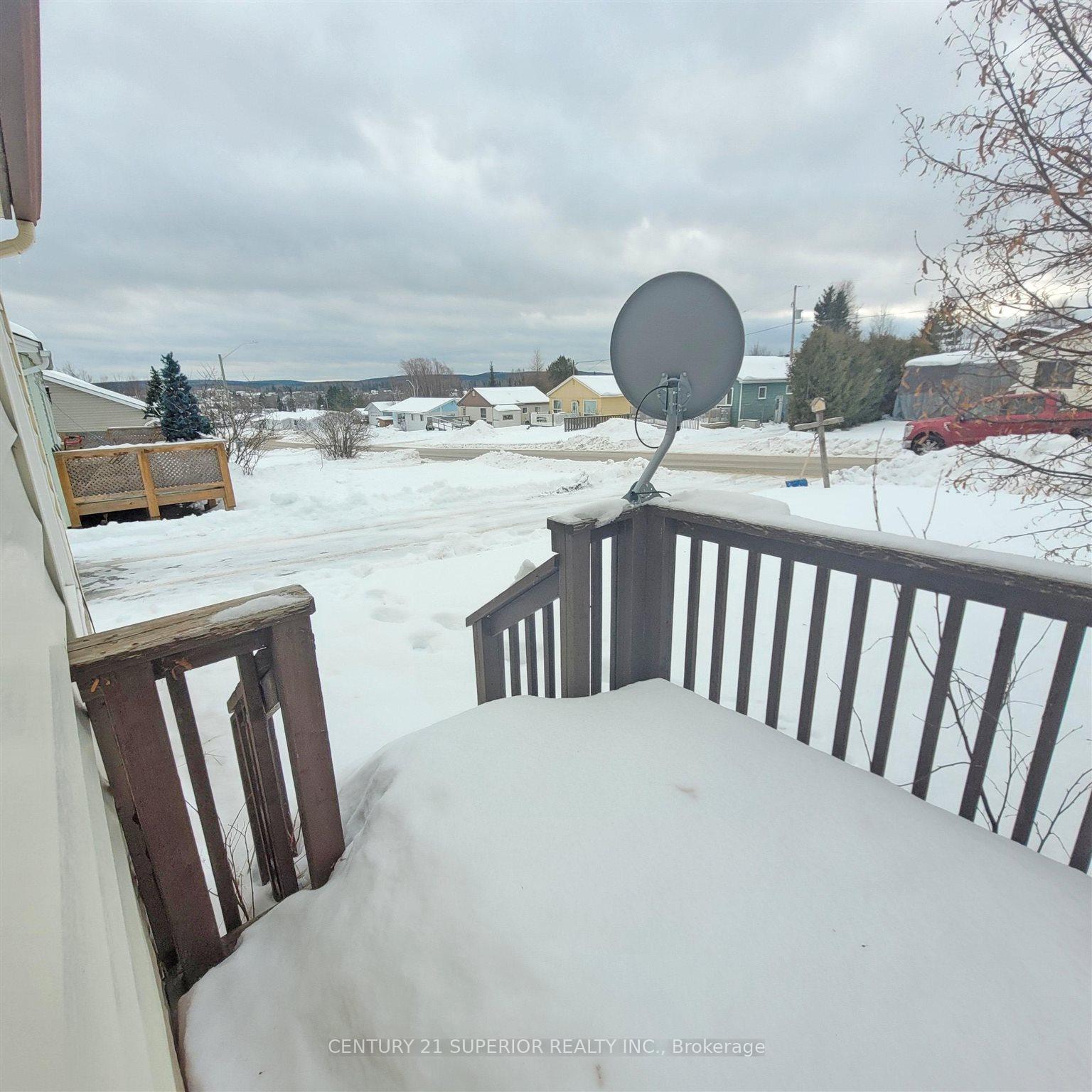 Photo 3 of 29 Flicker Avenue, Manitouwadge — HOMEH