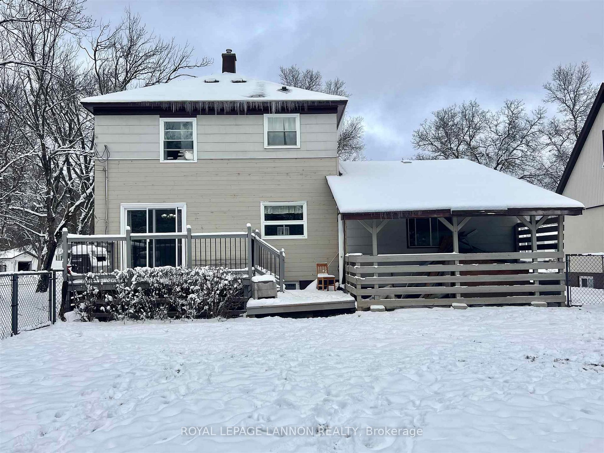 Photo 2 of 145 Pine Crescent, Atikokan — HOMEH