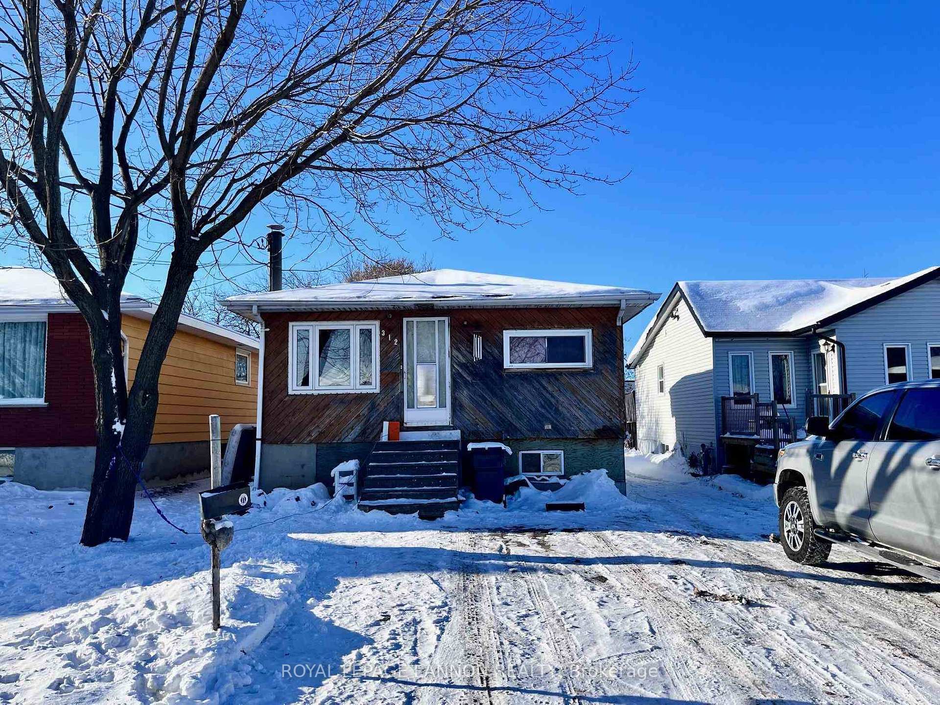 Photo 1 of 312 Ontario Street, Thunder Bay, Court / Cumberland — HOMEH