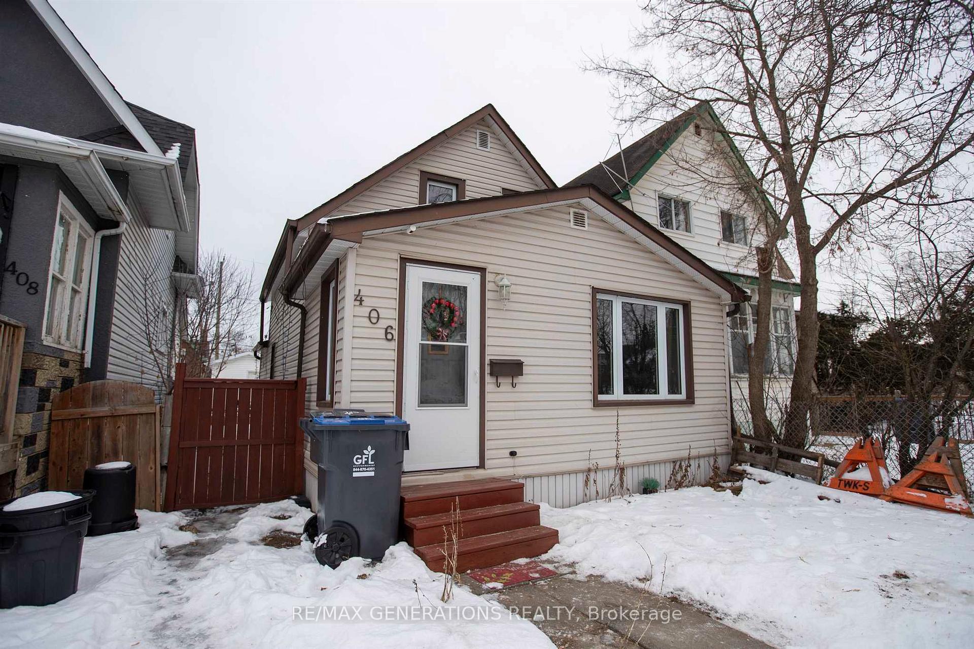 Photo 1 of 406 Syndicate Avenue N, Thunder Bay, McKeller Park — HOMEH