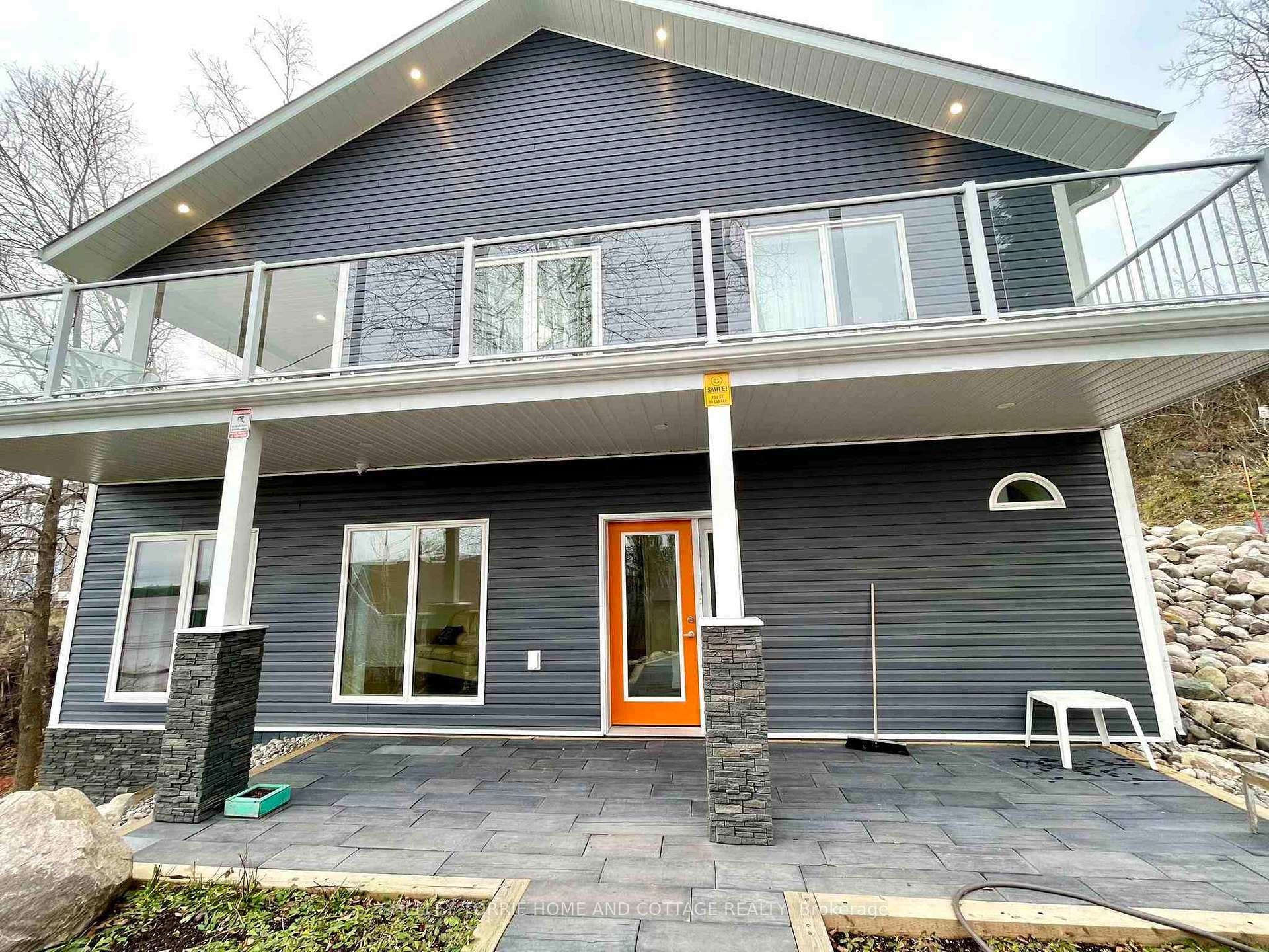 Photo 2 of 1014.5 Beach Road, Kenora, Keewatin — HOMEH