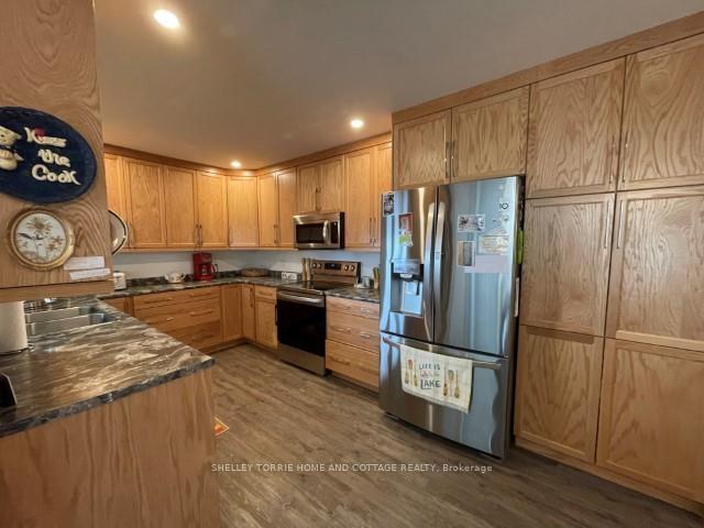 Photo 15 of 1014.5 Beach Road, Kenora, Keewatin — HOMEH