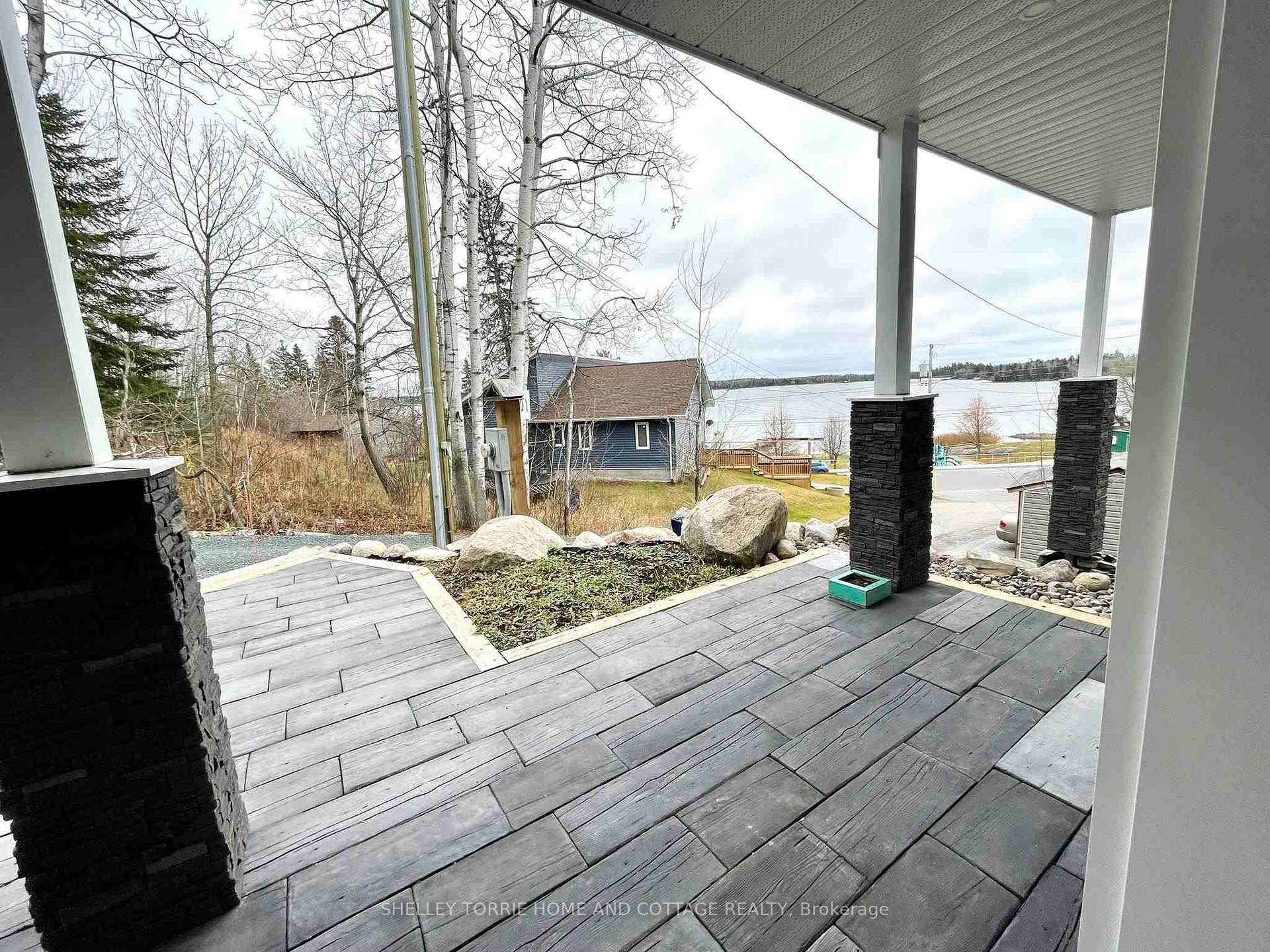 Photo 27 of 1014.5 Beach Road, Kenora, Keewatin — HOMEH