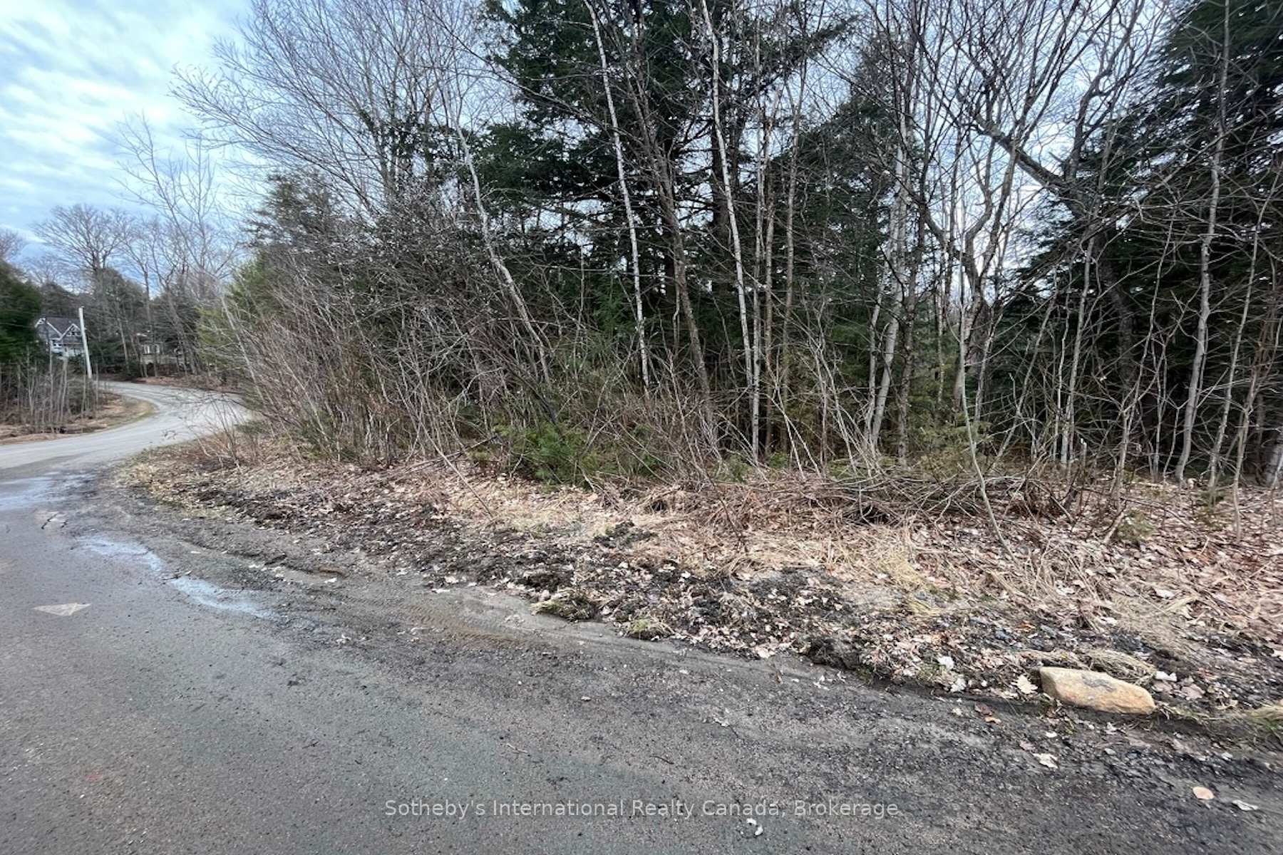 Photo 4 of 1031 Haven Road, Bracebridge, Draper — HOMEH