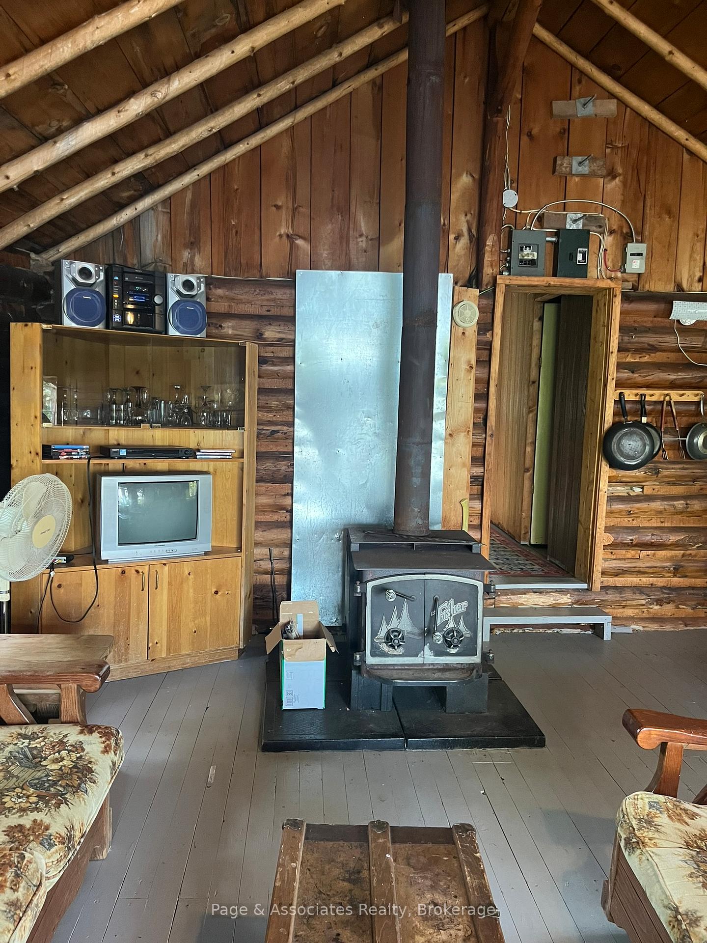 Photo 10 of 21 Pine Ridge Drive, West Nipissing, Crystal Falls — HOMEH