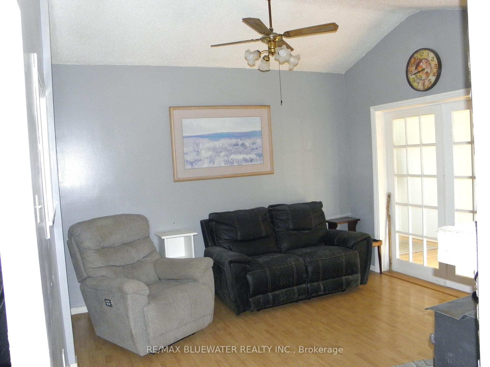 Photo 13 of 9898 Phoebe Lane, Lambton Shores, Kettle Point — HOMEH