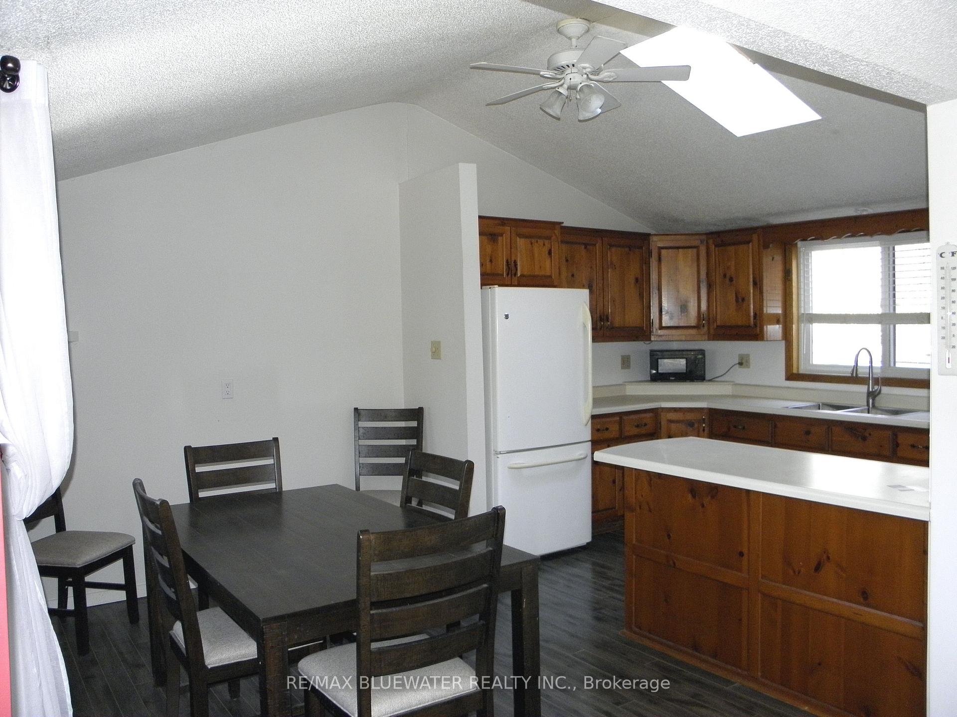 Photo 18 of 9898 Phoebe Lane, Lambton Shores, Kettle Point — HOMEH