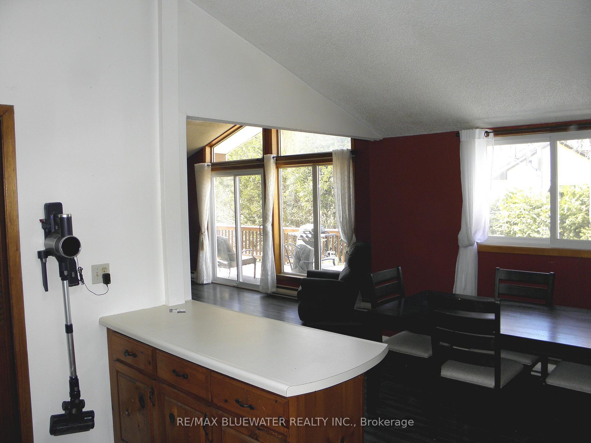 Photo 21 of 9898 Phoebe Lane, Lambton Shores, Kettle Point — HOMEH
