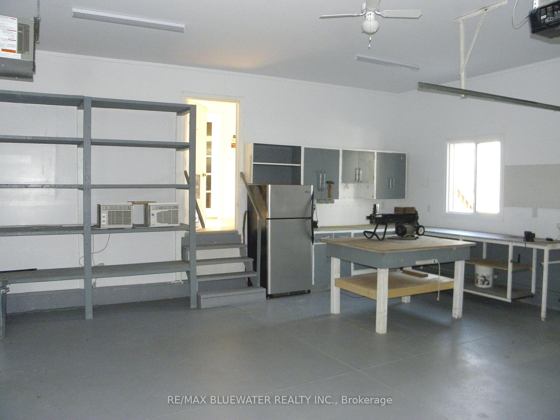 Photo 26 of 9898 Phoebe Lane, Lambton Shores, Kettle Point — HOMEH