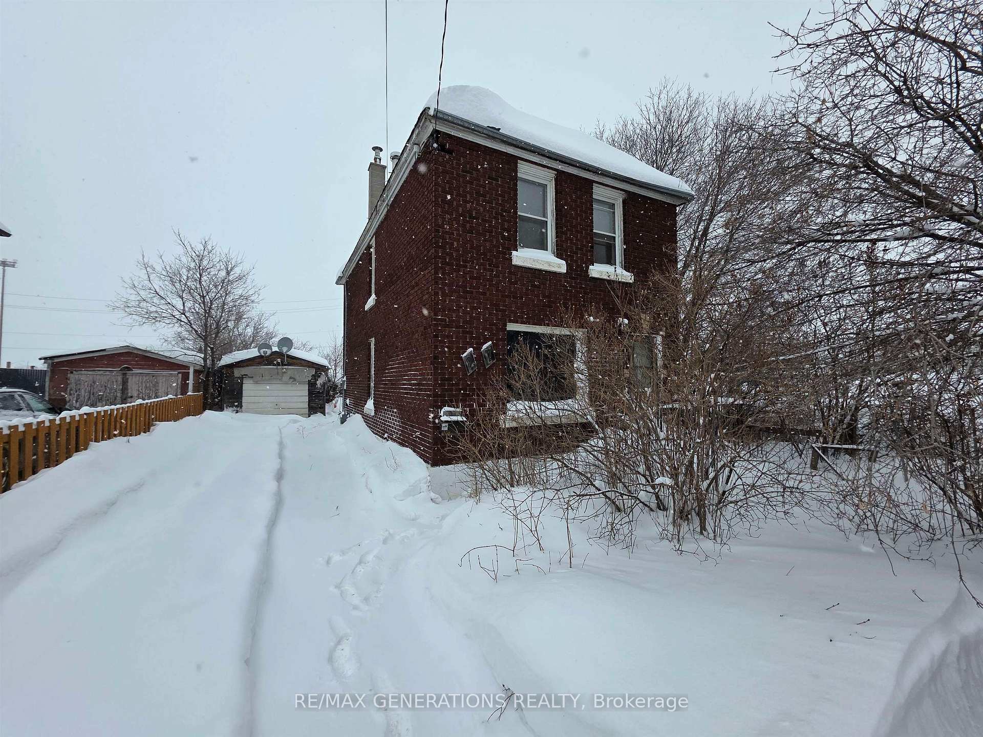 Photo 1 of 267 Kingston, Thunder Bay, Westfort — HOMEH
