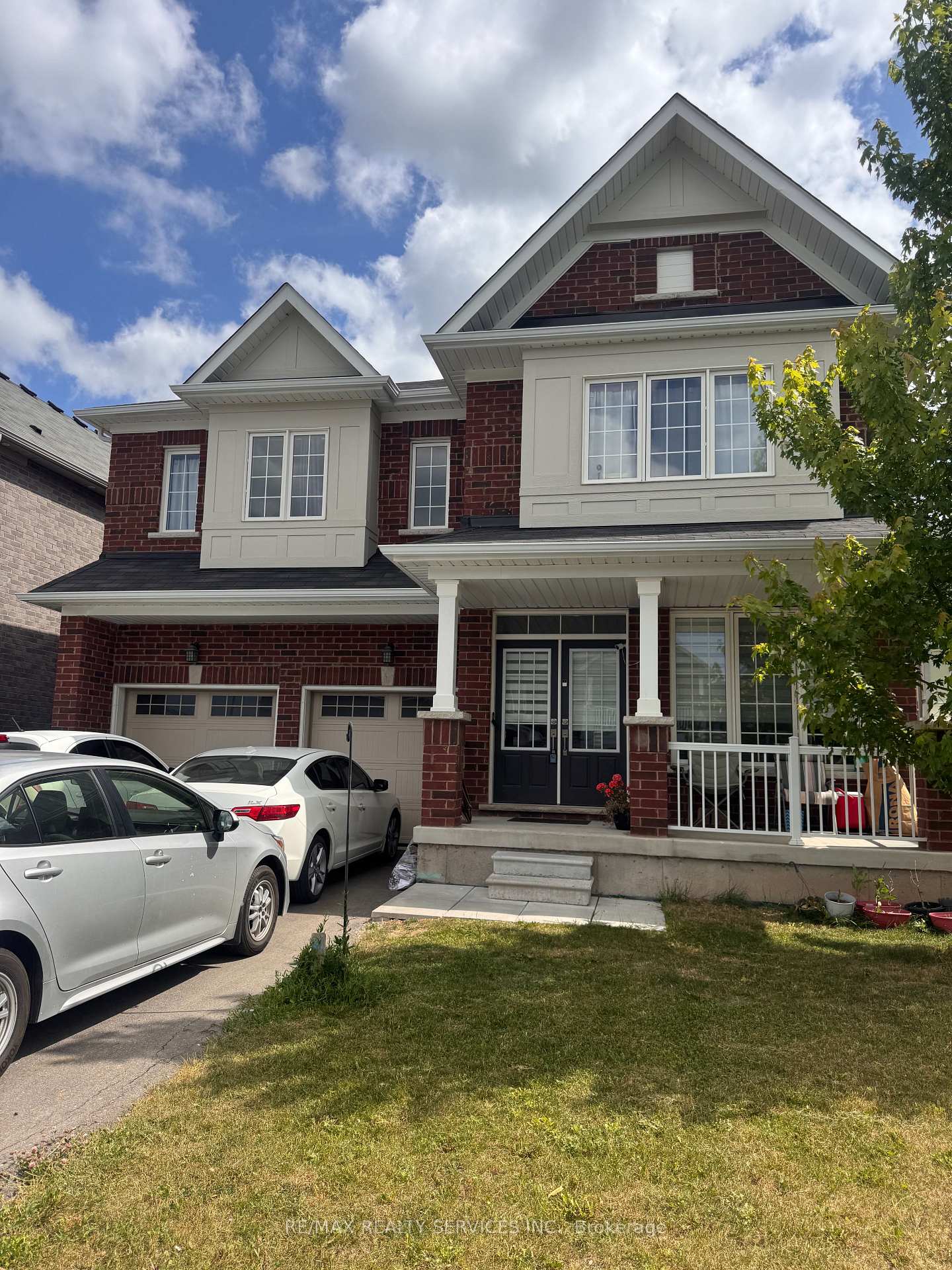 Photo 1 of 8294 Elderberry Drive, Niagara Falls, Brown — HOMEH