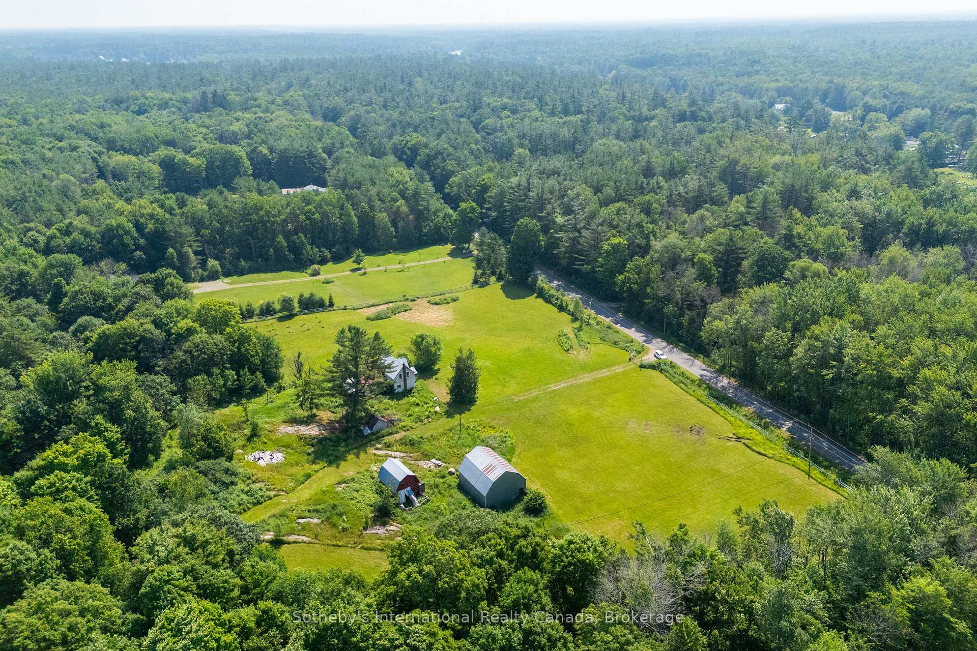 Photo 13 of 1316 Graham Road, Gravenhurst, Morrison — HOMEH
