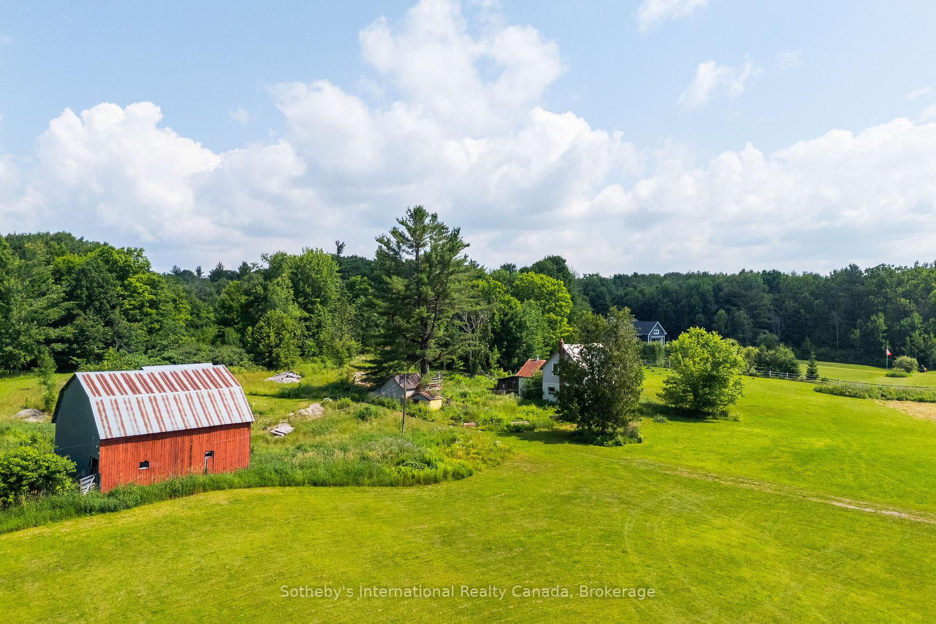 Photo 18 of 1316 Graham Road, Gravenhurst, Morrison — HOMEH