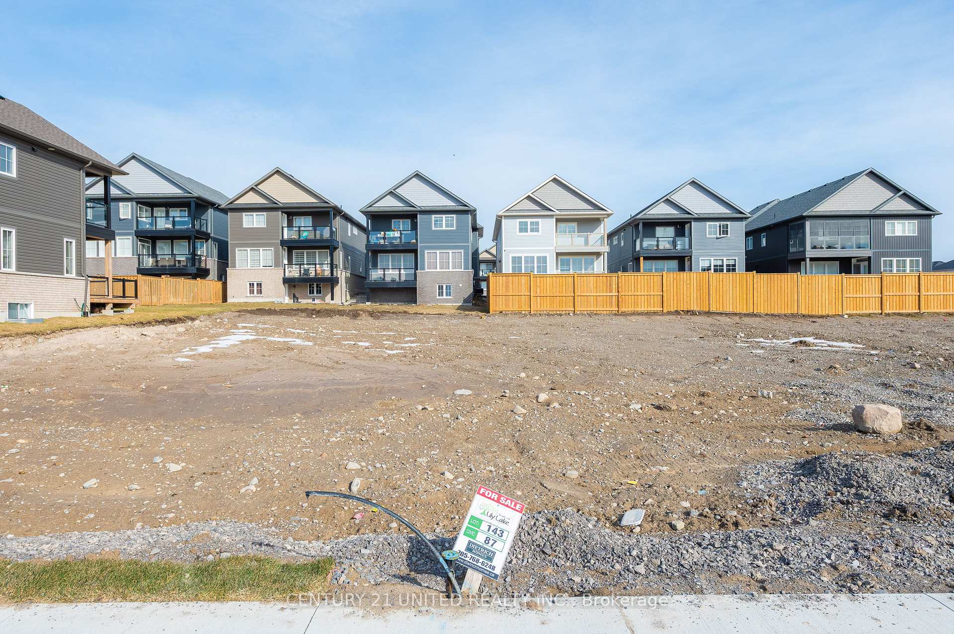 Photo 3 of 89 York Drive, Peterborough, Monaghan Ward 2 — HOMEH