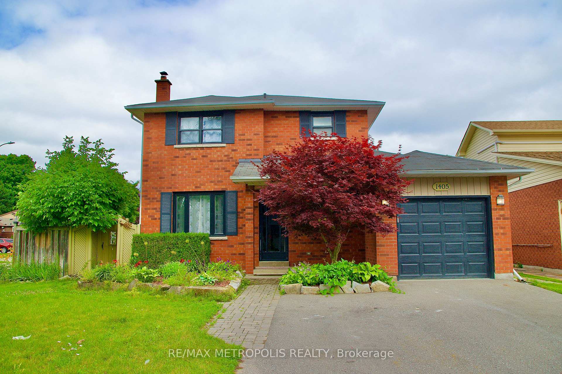 Photo 1 of 1405 Manitou Drive, Oshawa, Samac — HOMEH