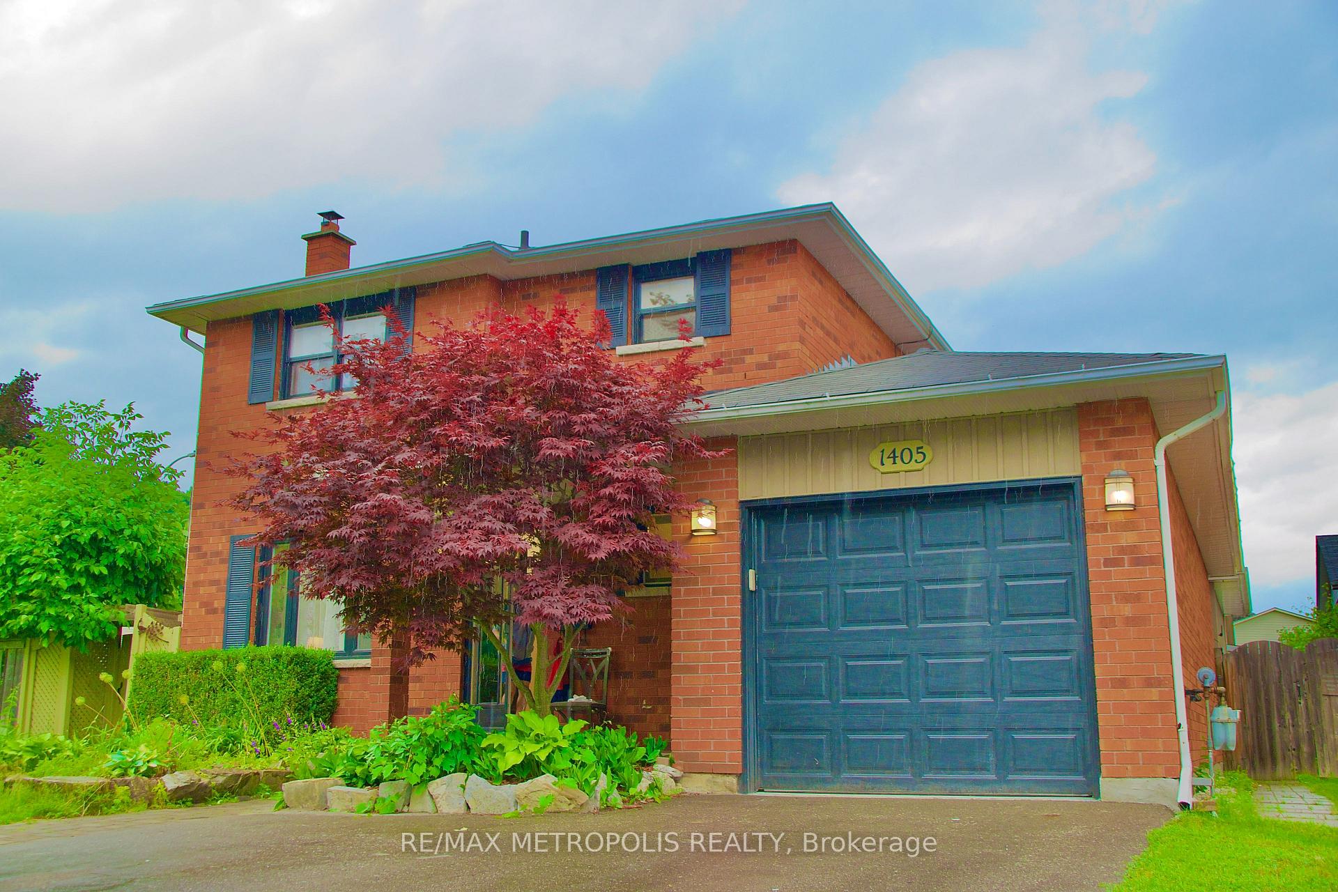 Photo 2 of 1405 Manitou Drive, Oshawa, Samac — HOMEH