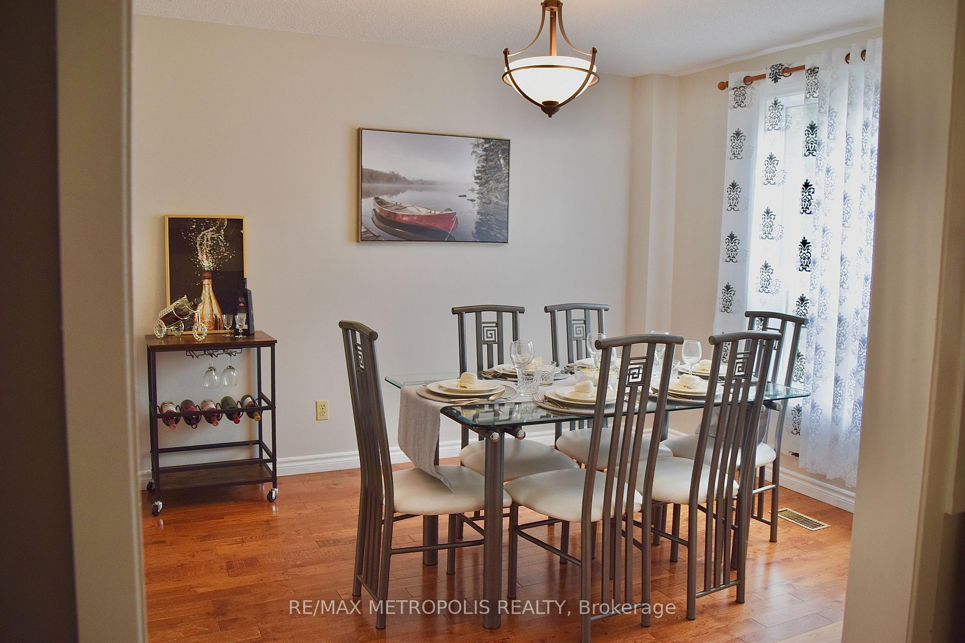 Photo 15 of 1405 Manitou Drive, Oshawa, Samac — HOMEH