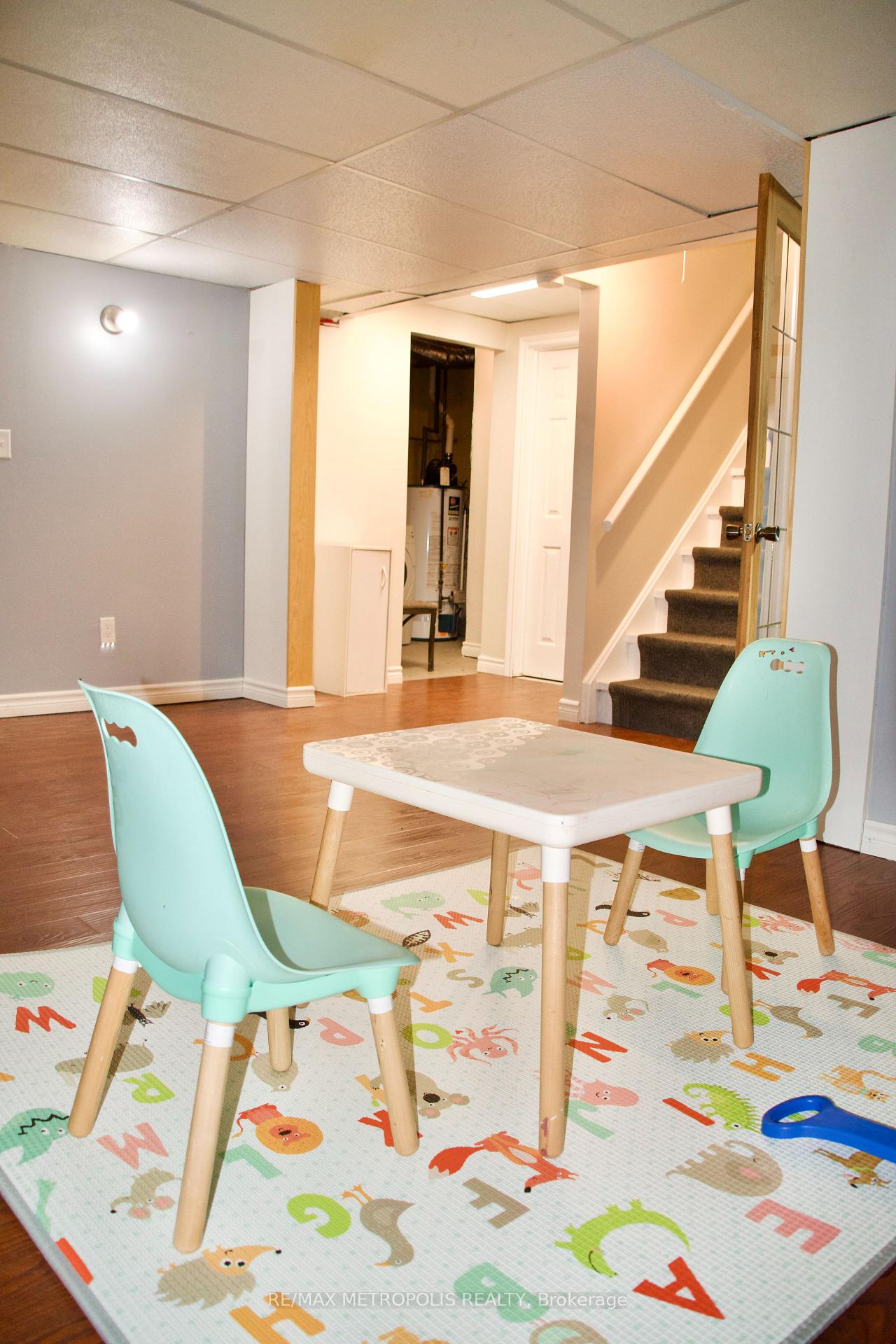 Photo 29 of 1405 Manitou Drive, Oshawa, Samac — HOMEH