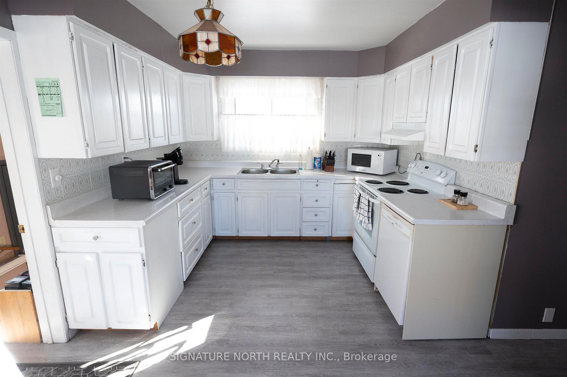 Photo 10 of 1114 Forest Street, Thunder Bay, Inner-City Industrial — HOMEH