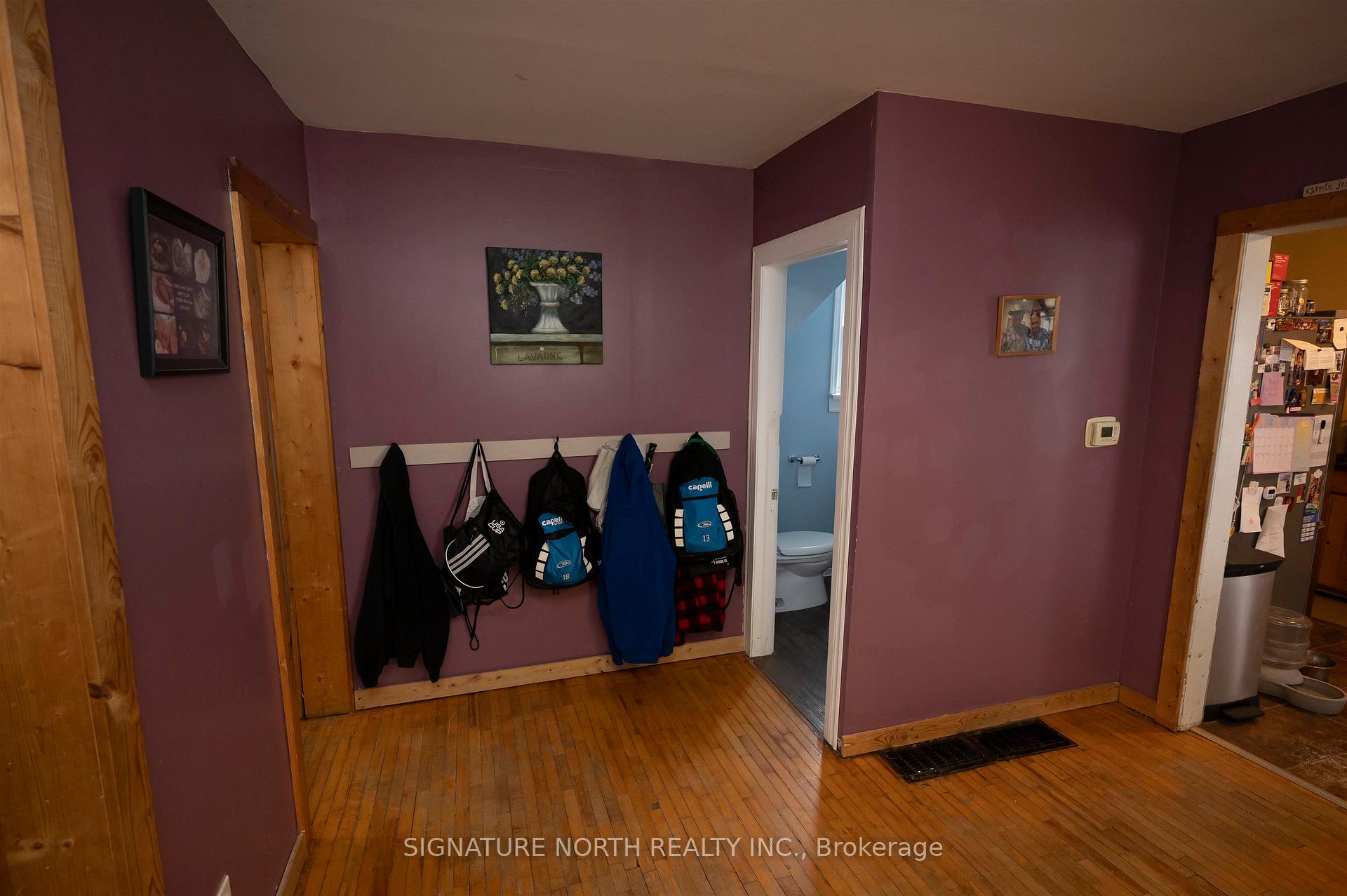 Photo 5 of 612 Wiley Street, Thunder Bay, East End — HOMEH