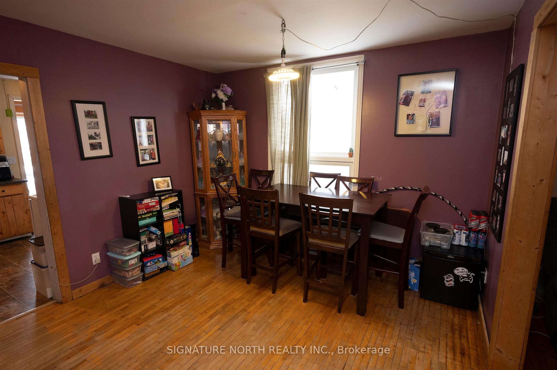 Photo 7 of 612 Wiley Street, Thunder Bay, East End — HOMEH