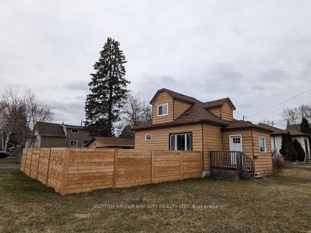 Photo 10 of 46 Balsam Street, Thunder Bay, Shuniah — HOMEH