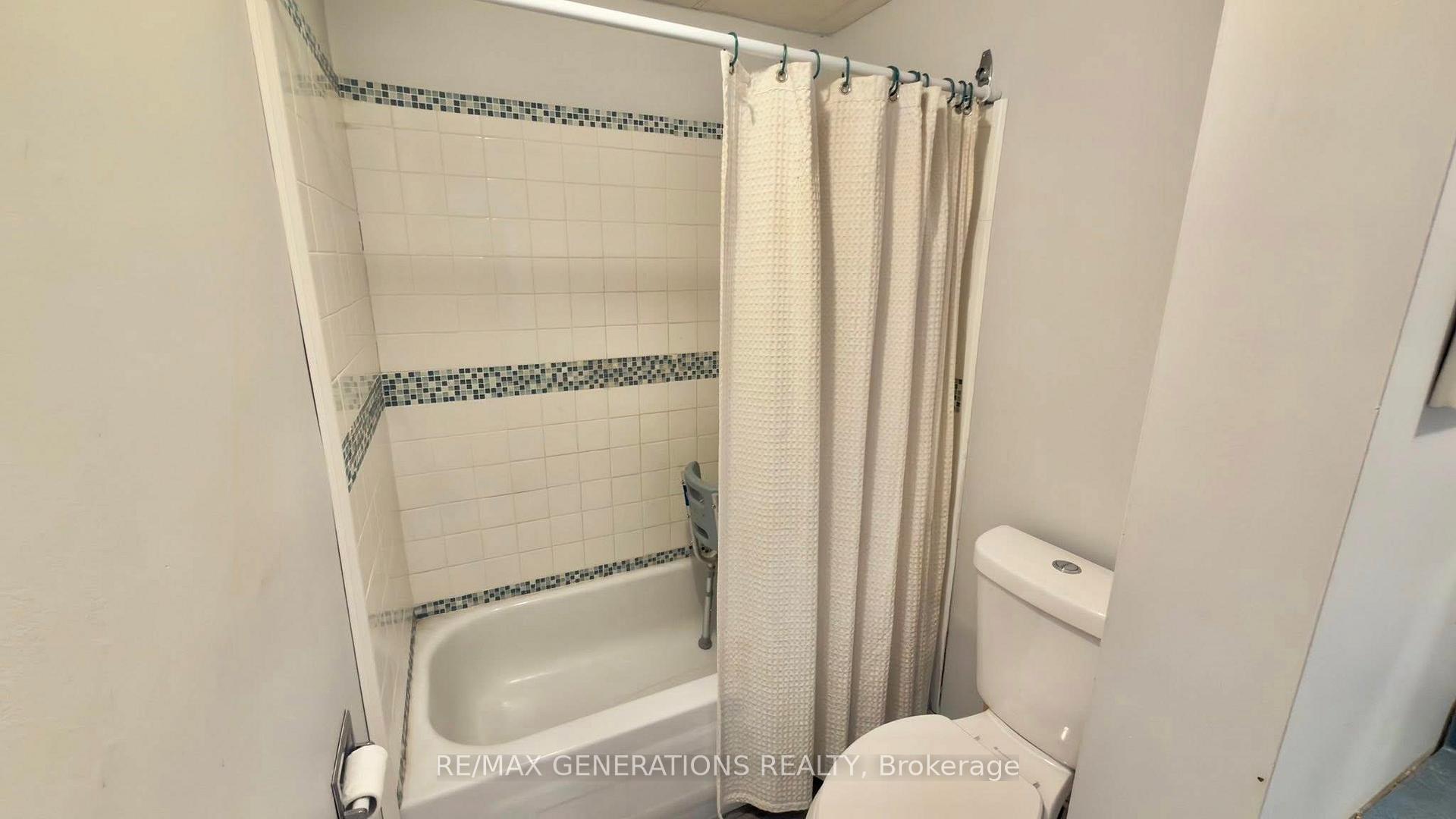 Photo 14 of 14 Taylor Drive, Thunder Bay, Rosslyn Road — HOMEH