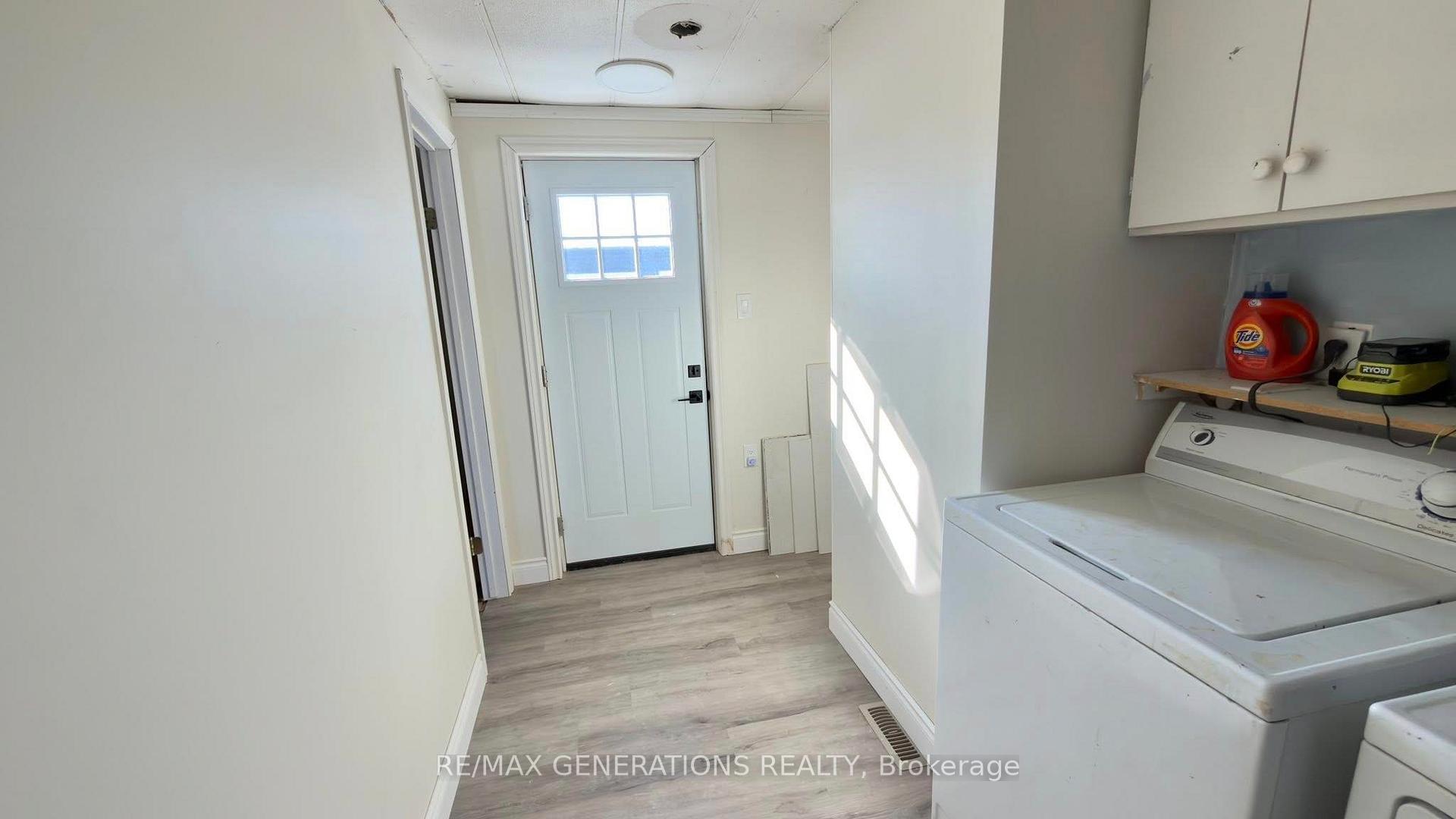 Photo 20 of 14 Taylor Drive, Thunder Bay, Rosslyn Road — HOMEH