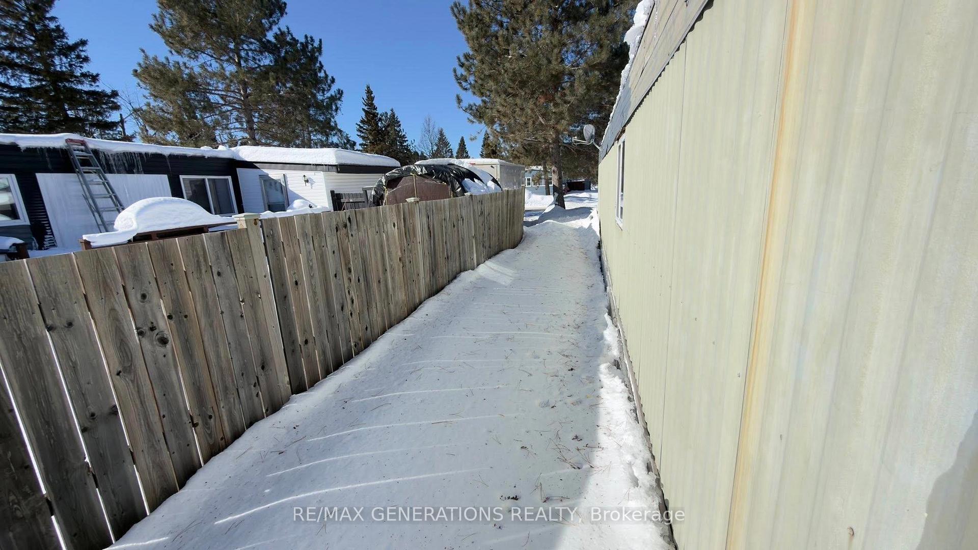 Photo 25 of 14 Taylor Drive, Thunder Bay, Rosslyn Road — HOMEH