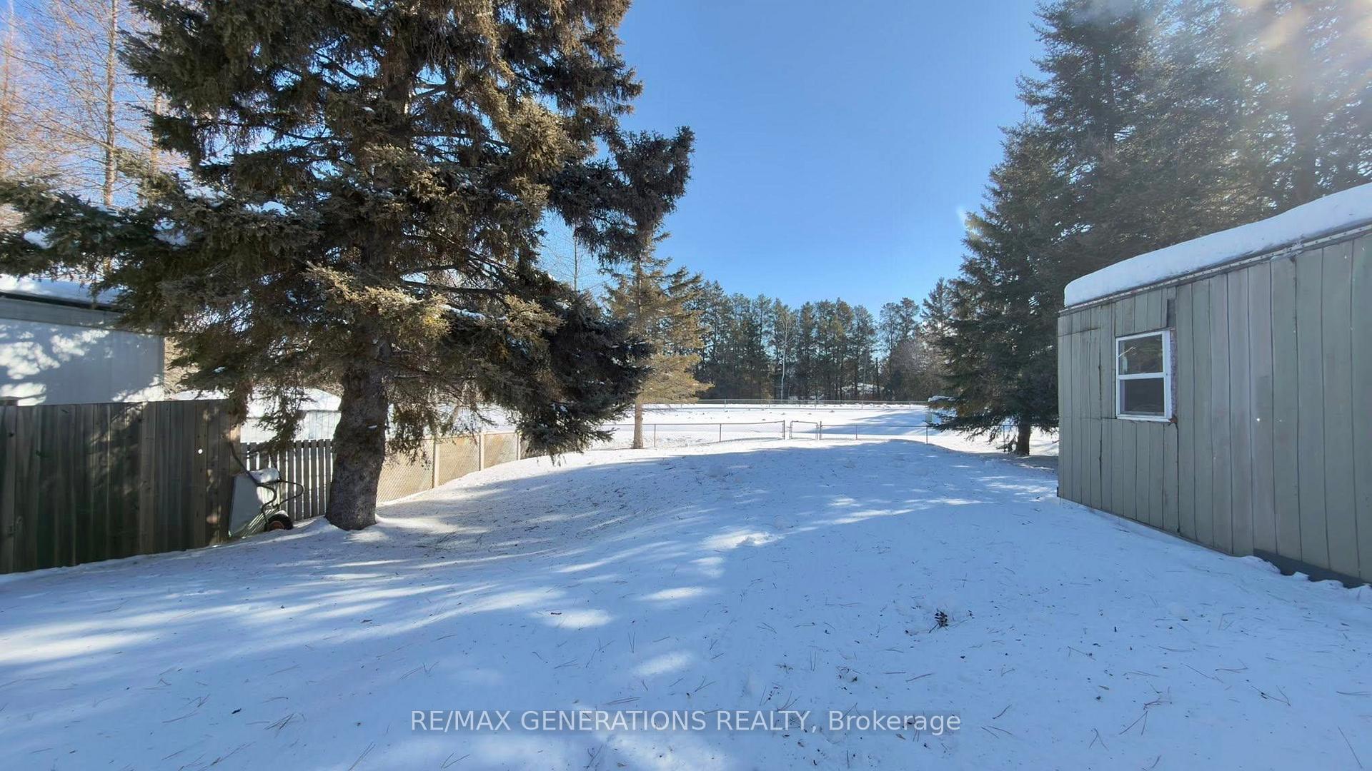 Photo 26 of 14 Taylor Drive, Thunder Bay, Rosslyn Road — HOMEH