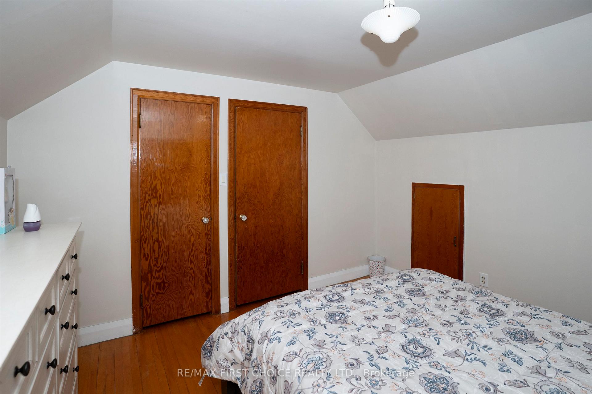 Photo 17 of 1436 Arthur Street E, Thunder Bay, Hyde Park — HOMEH