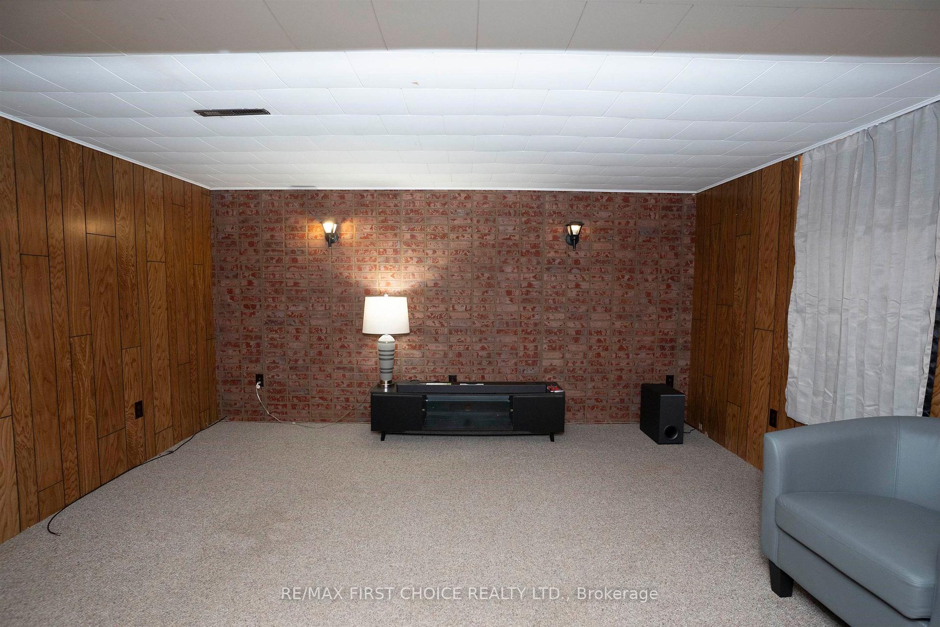 Photo 24 of 1436 Arthur Street E, Thunder Bay, Hyde Park — HOMEH