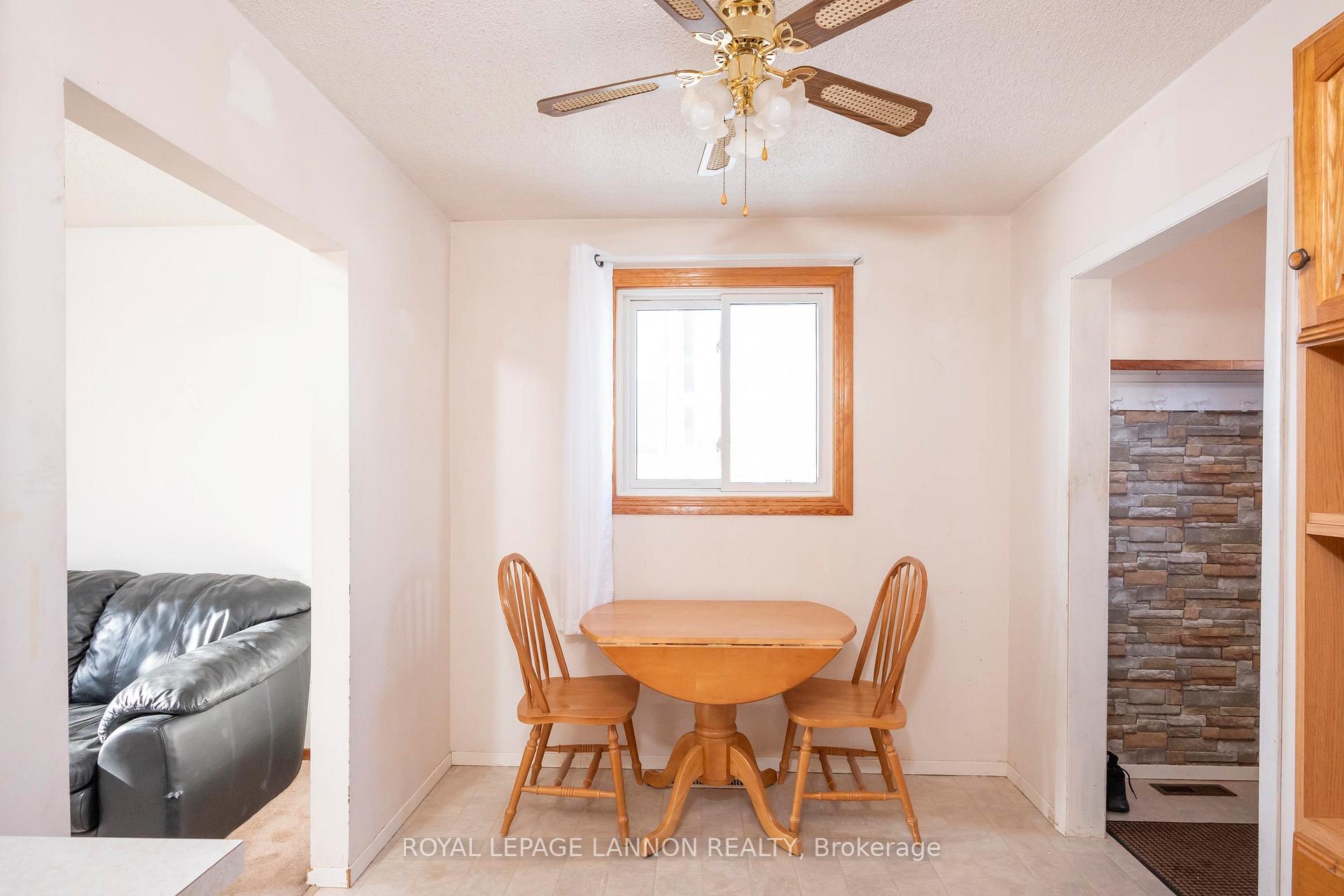 Photo 6 of 158 Front Street, Thunder Bay, Court / Cumberland — HOMEH