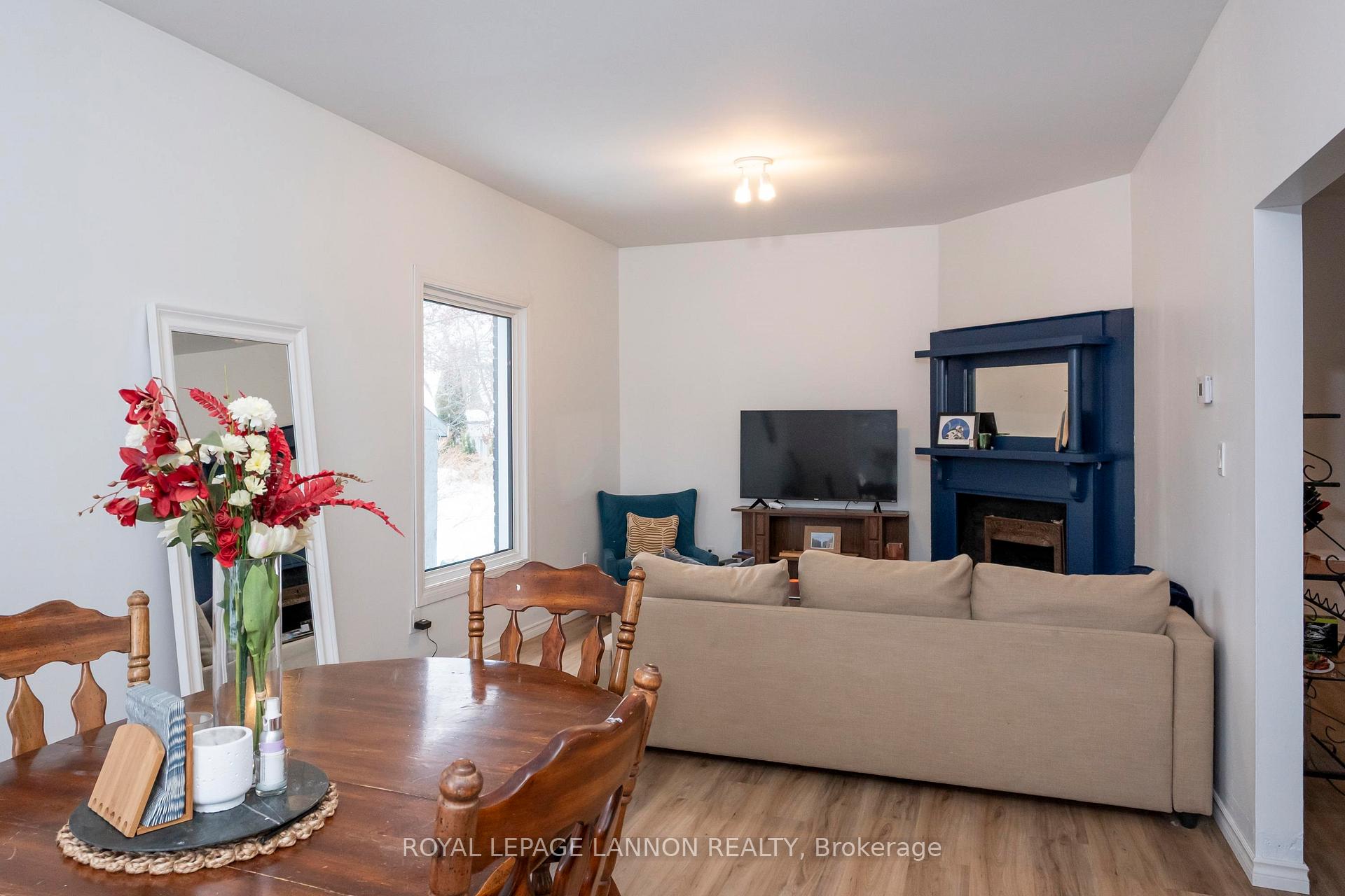 Photo 6 of 81 Shipley Street, Thunder Bay, Shuniah — HOMEH