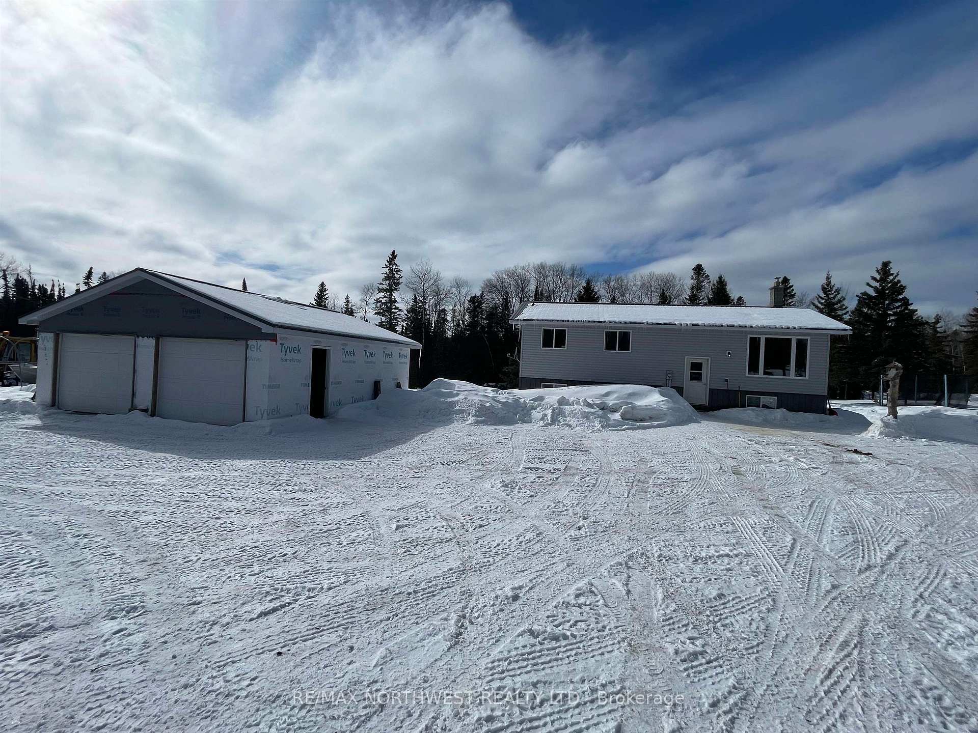 Photo 3 of 2340 Hwy 601, Kenora Remote Area, Richan — HOMEH