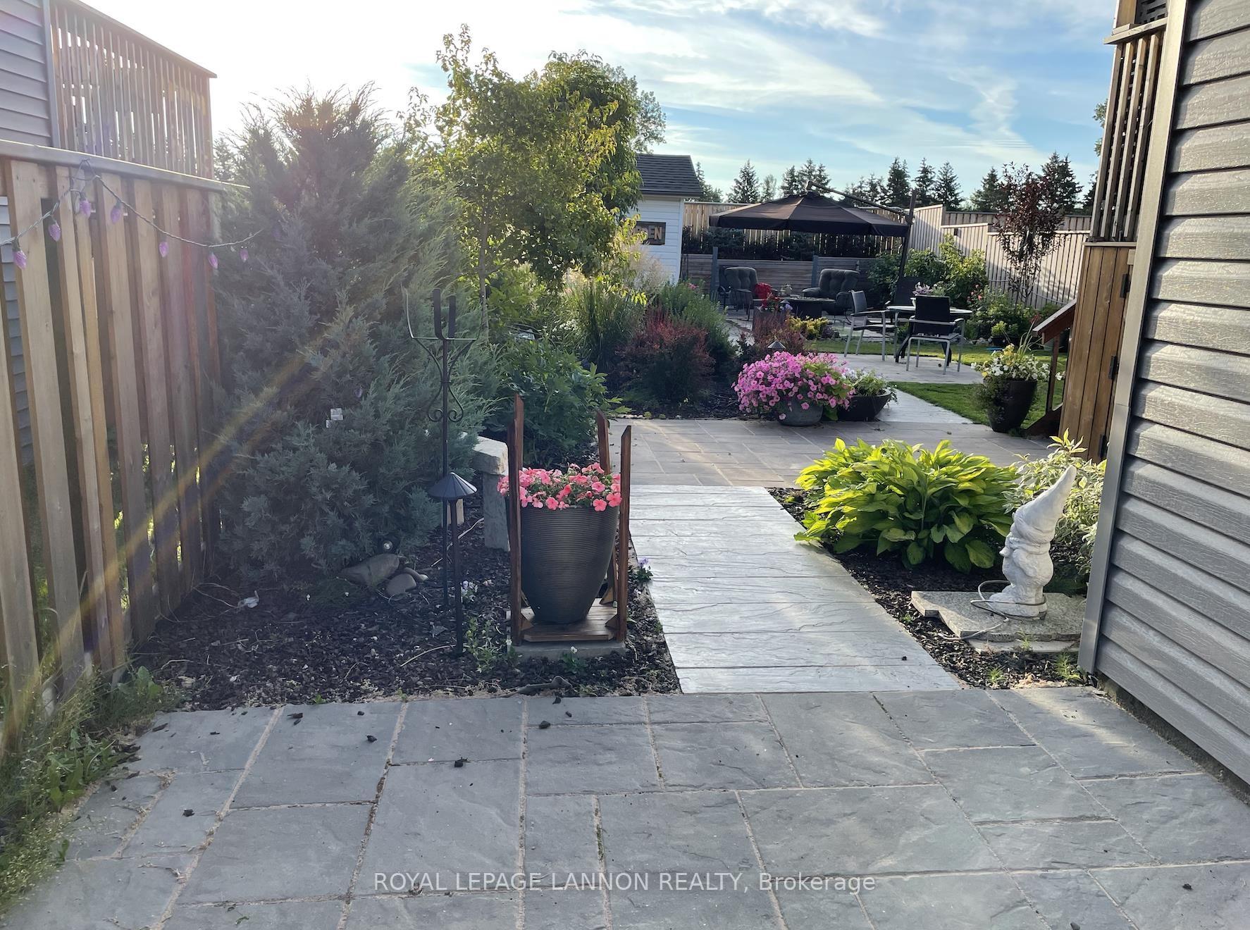 Photo 31 of 160 Cougar Crs, Thunder Bay, Parkdale — HOMEH