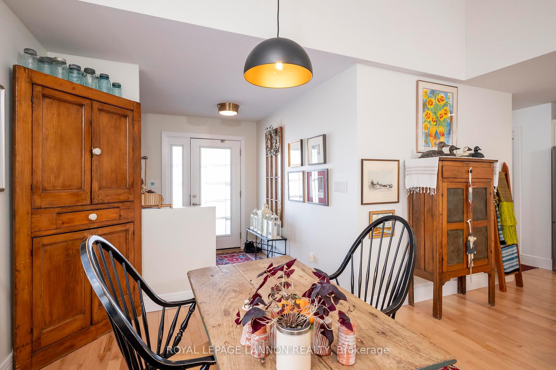 Photo 8 of 153 Cougar Crescent, Thunder Bay, Parkdale — HOMEH