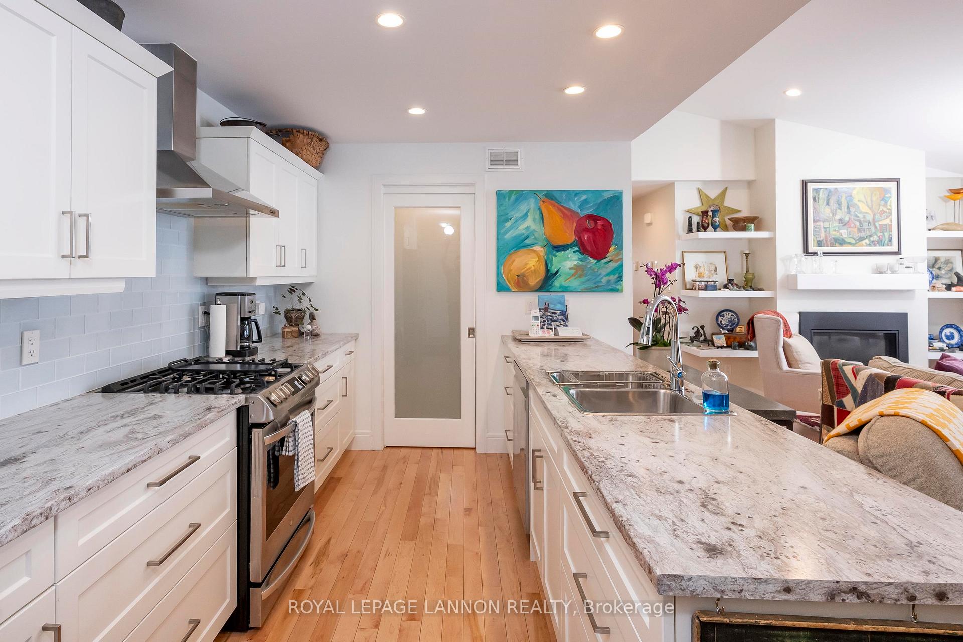 Photo 17 of 153 Cougar Crescent, Thunder Bay, Parkdale — HOMEH