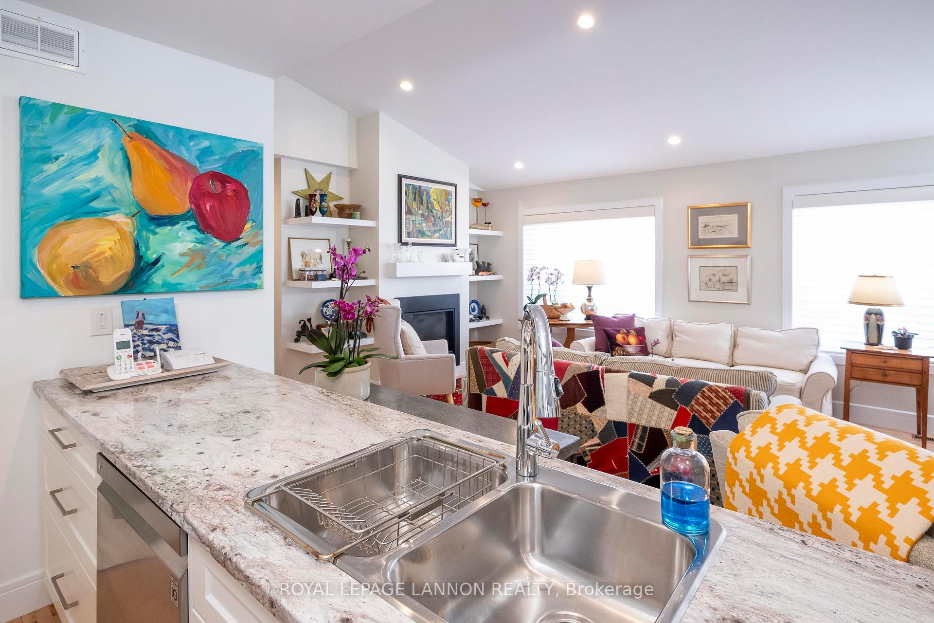 Photo 18 of 153 Cougar Crescent, Thunder Bay, Parkdale — HOMEH