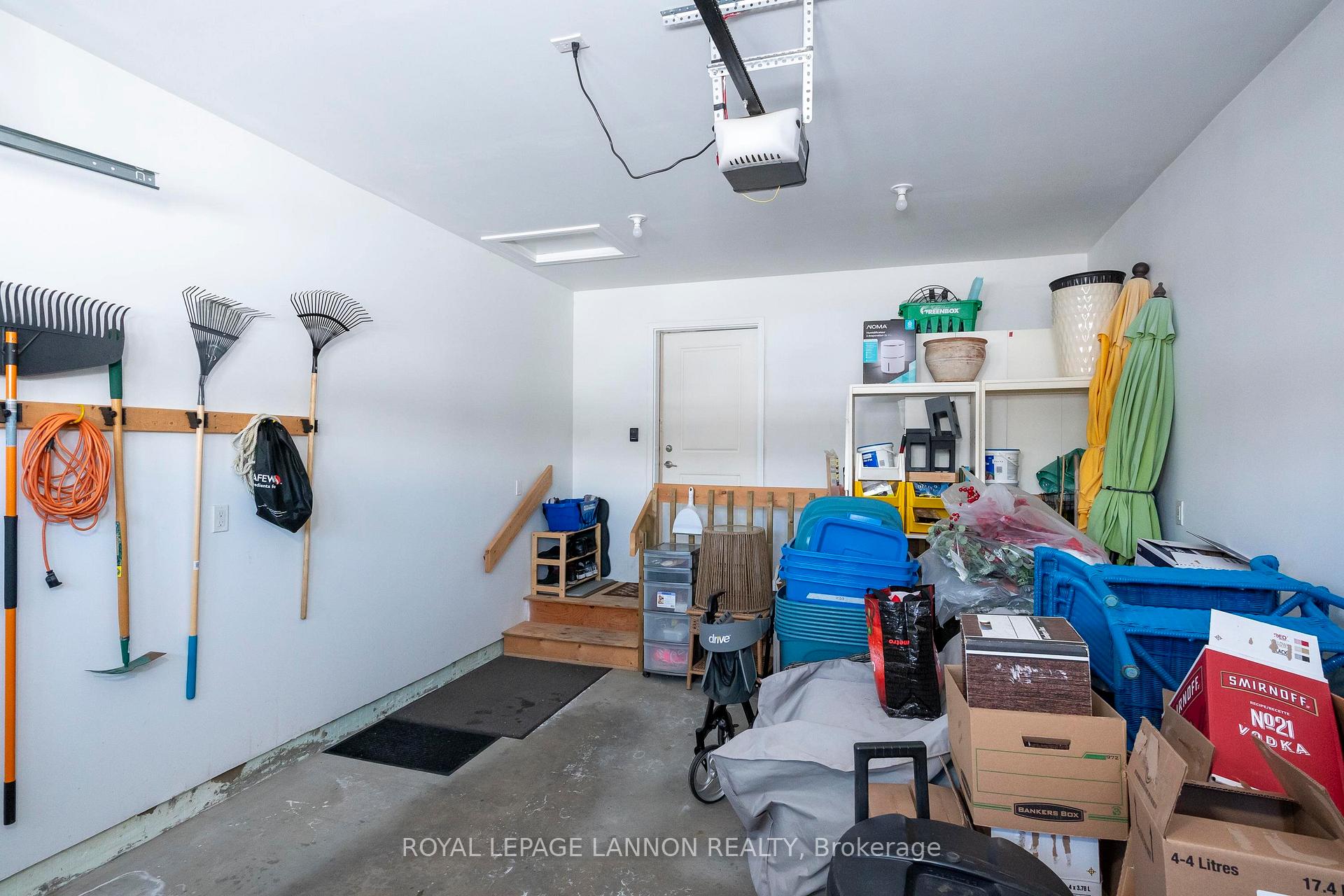 Photo 37 of 153 Cougar Crescent, Thunder Bay, Parkdale — HOMEH