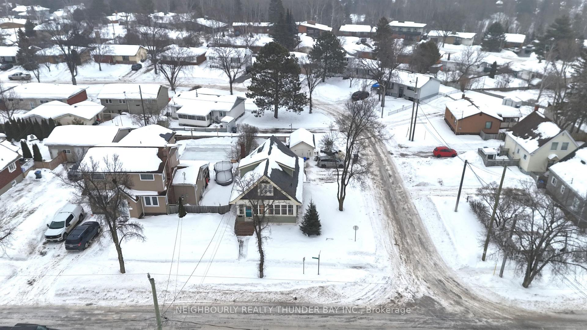 Photo 5 of 89 Elm Street, Thunder Bay, Birchwood Heights — HOMEH