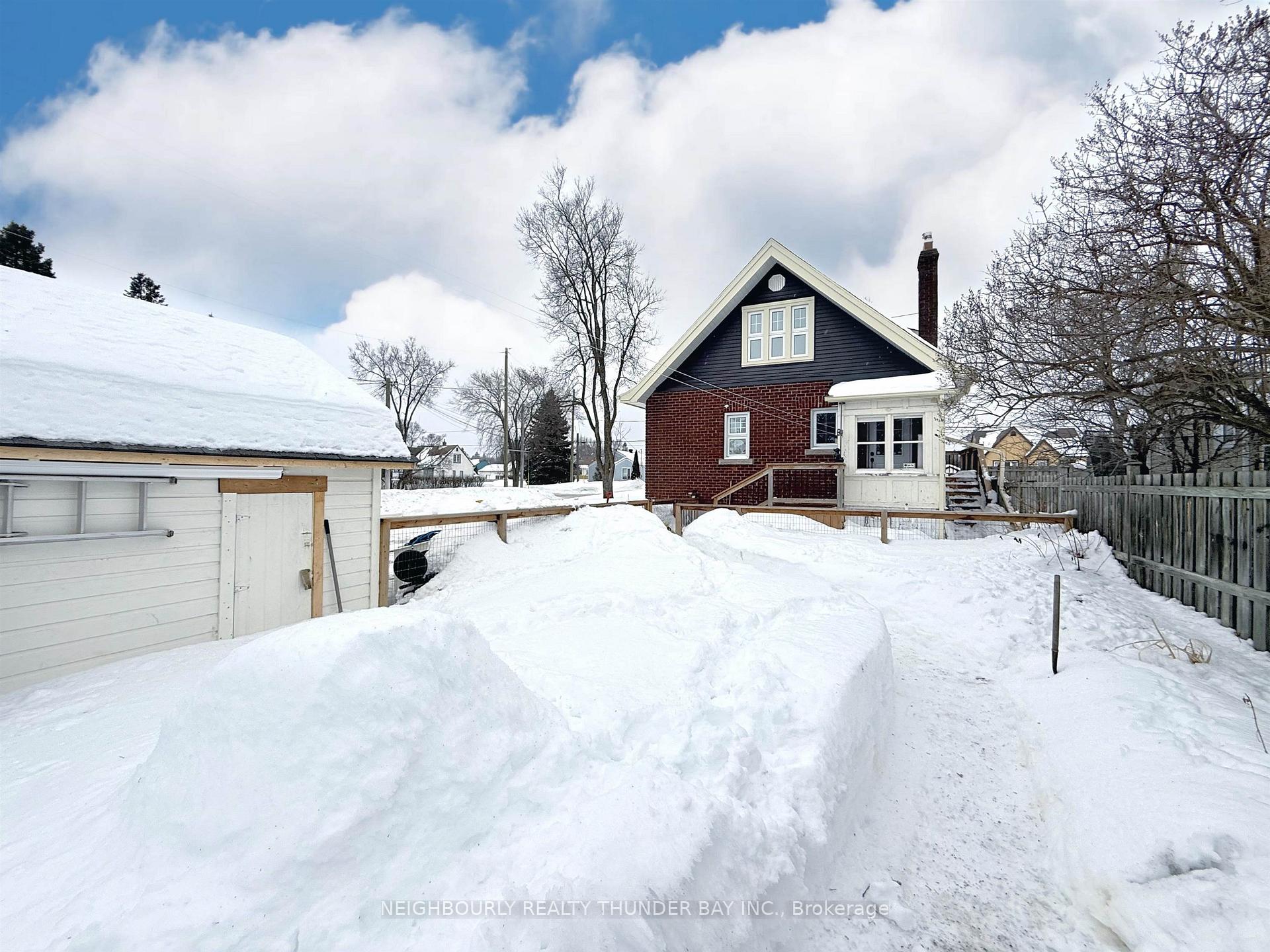 Photo 37 of 89 Elm Street, Thunder Bay, Birchwood Heights — HOMEH