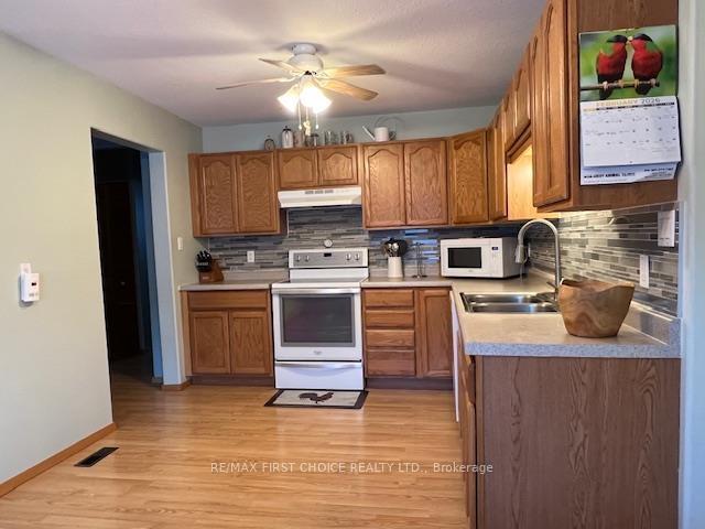 Photo 3 of 42 Hannah Street, Emo — HOMEH