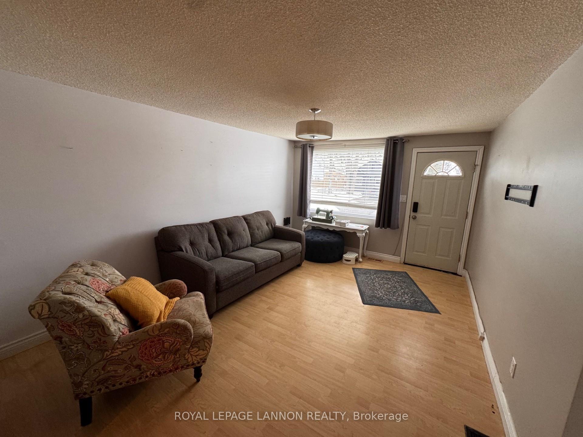 Photo 2 of 97 Matthews Street, Thunder Bay, Shuniah — HOMEH