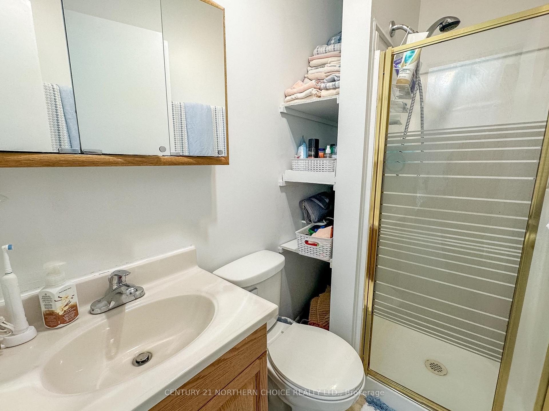 Photo 22 of 316 May Avenue, Kenora, Keewatin — HOMEH