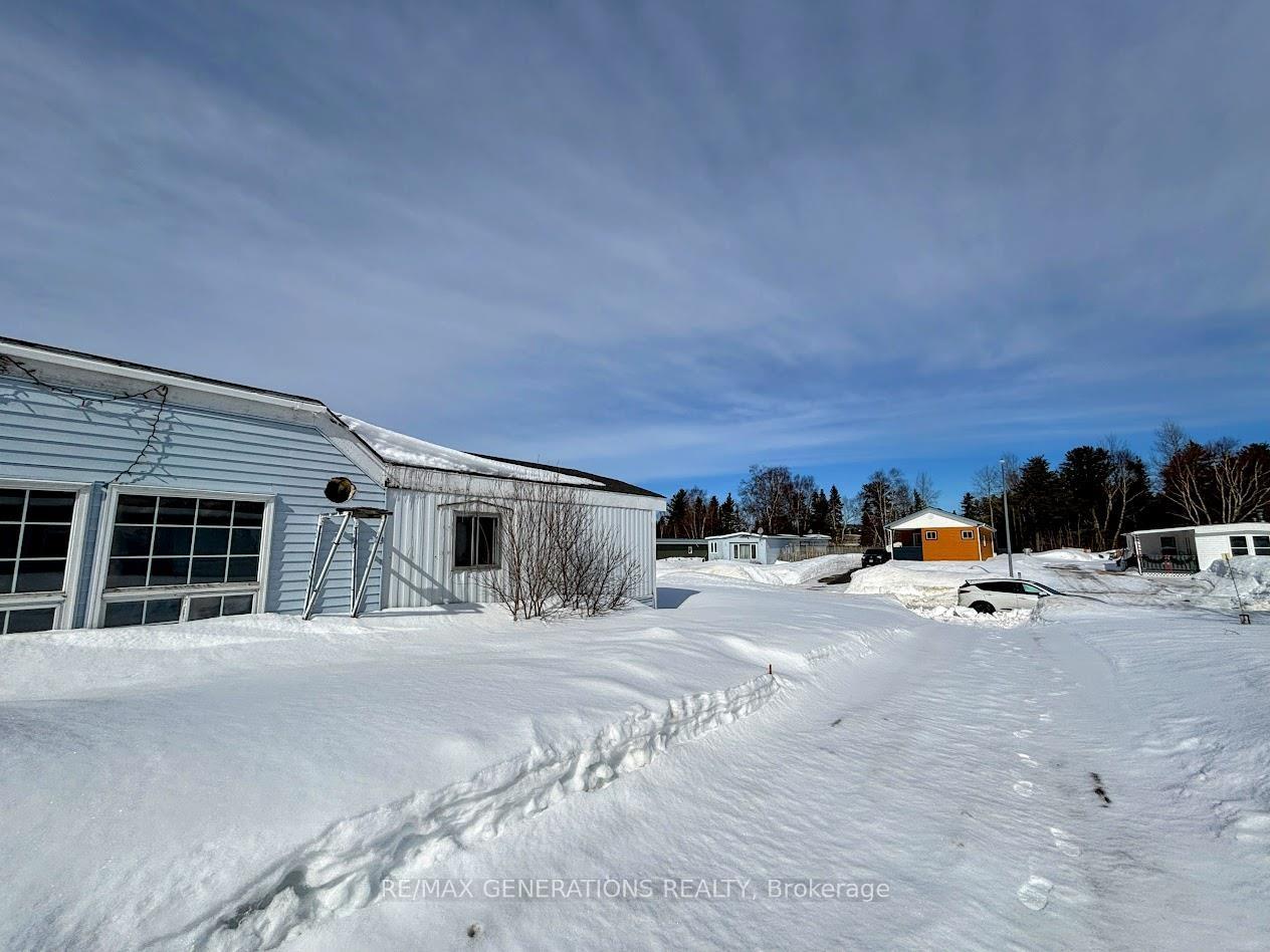 Photo 7 of 20 Coveney Street, Marathon — HOMEH
